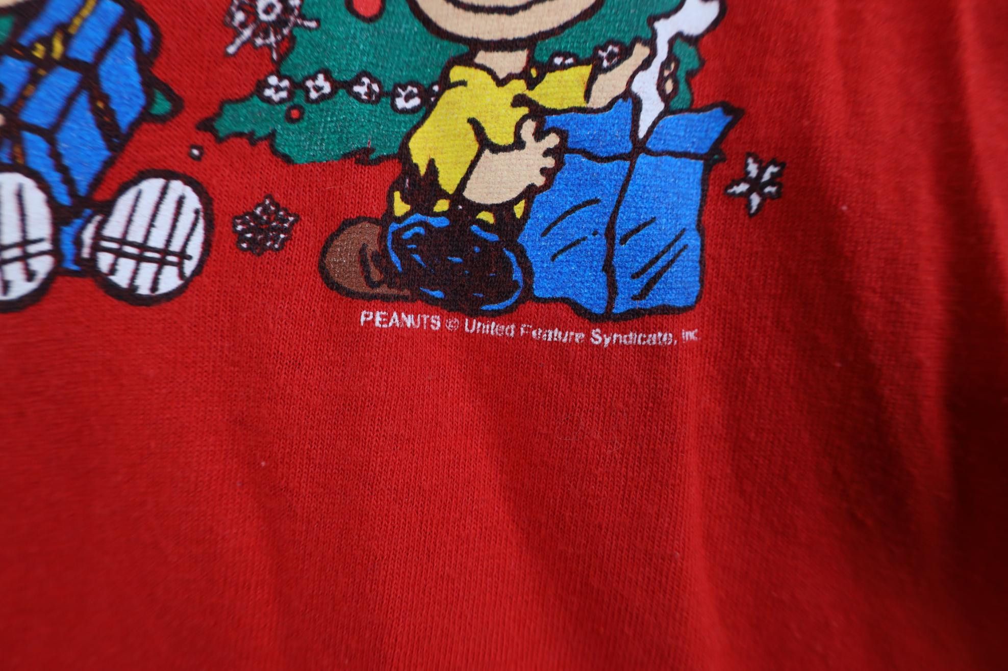 Gildan Vintage Y2K Peanuts Charlie Brown Joe Cool Christmas T-Shirt Size US XL / EU 56 / 4 - 7 Thumbnail
