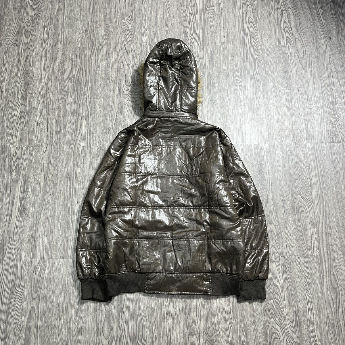 If Six Was Nine × Japanese Brand × Le Grande Bleu (L.G.B.) H.C.M HOMME - 2000's Style Fur Metalic Brown Bomber Jacket Size US L / EU 52-54 / 3 - 9 Thumbnail