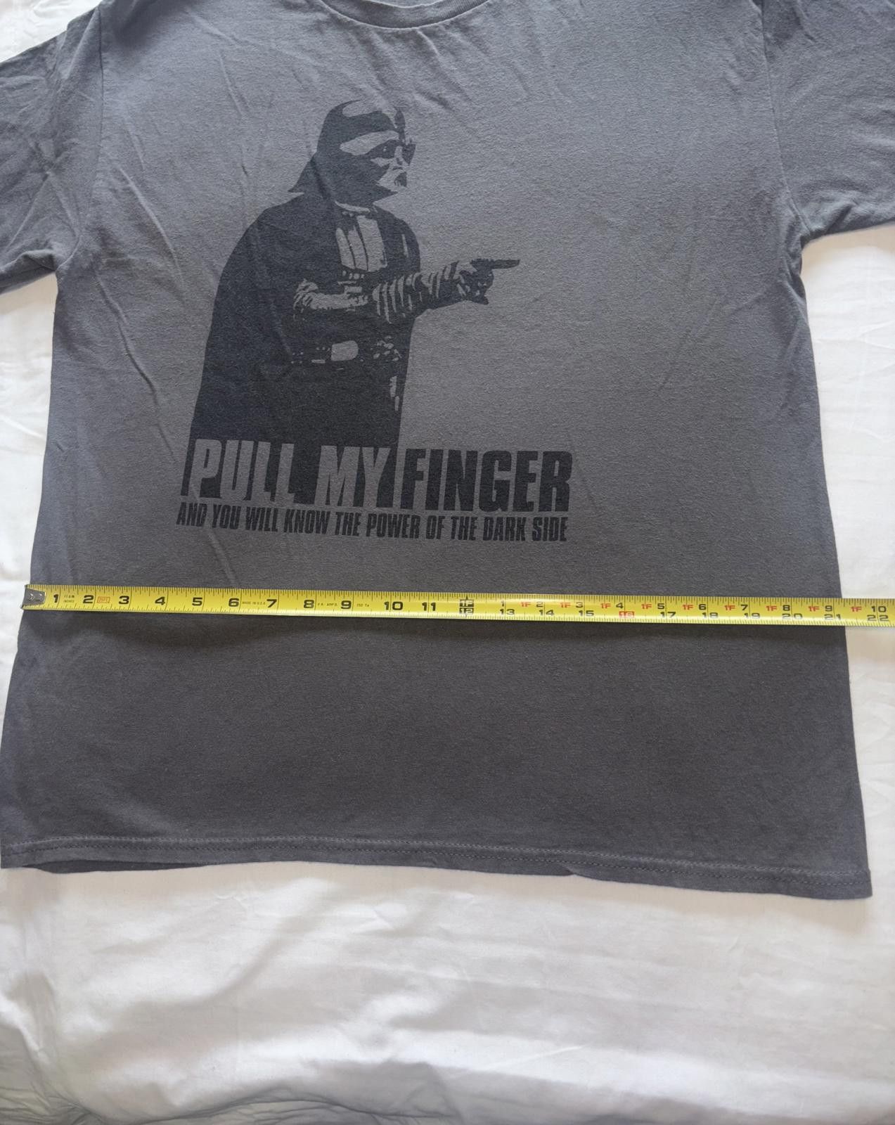 Star Wars Darth Vader 'Pull My Finger' Graphic T-Shirt Size US M / EU 48-50 / 2 - 5 Thumbnail
