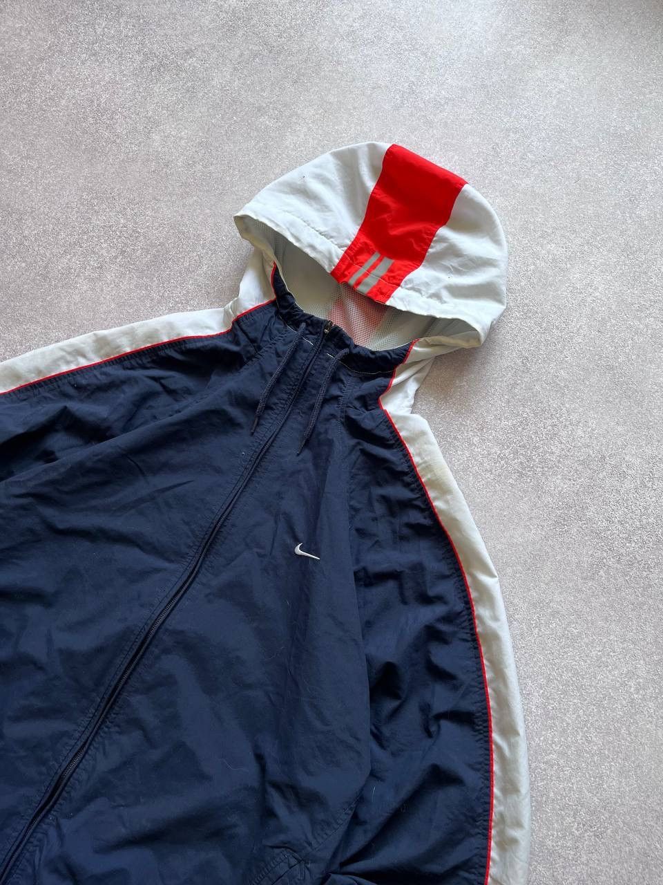 Nike Vintage Nike Swoosh Nylon Jacket Y2K L Size US L / EU 52-54 / 3 - 3 Thumbnail