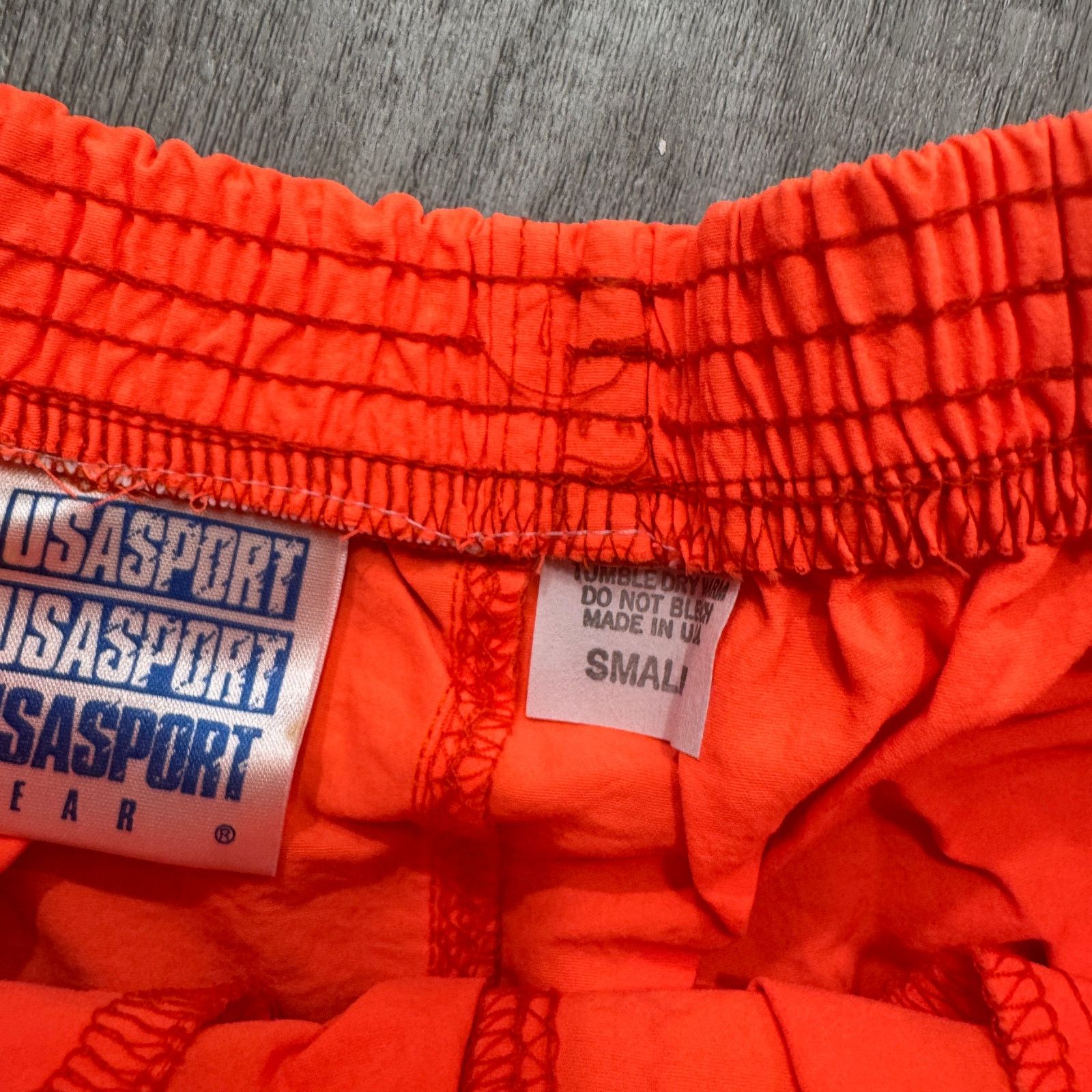 Vintage NEW Vintage USA Sport Surf Shorts Men Small Orange 80s Size US 26 / EU 42 - 4 Thumbnail