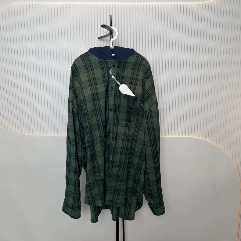 Balenciaga Balenciaga Green Plaid Cotton Shirt - dmc Size US M / EU 48-50 / 2 - 1 Thumbnail