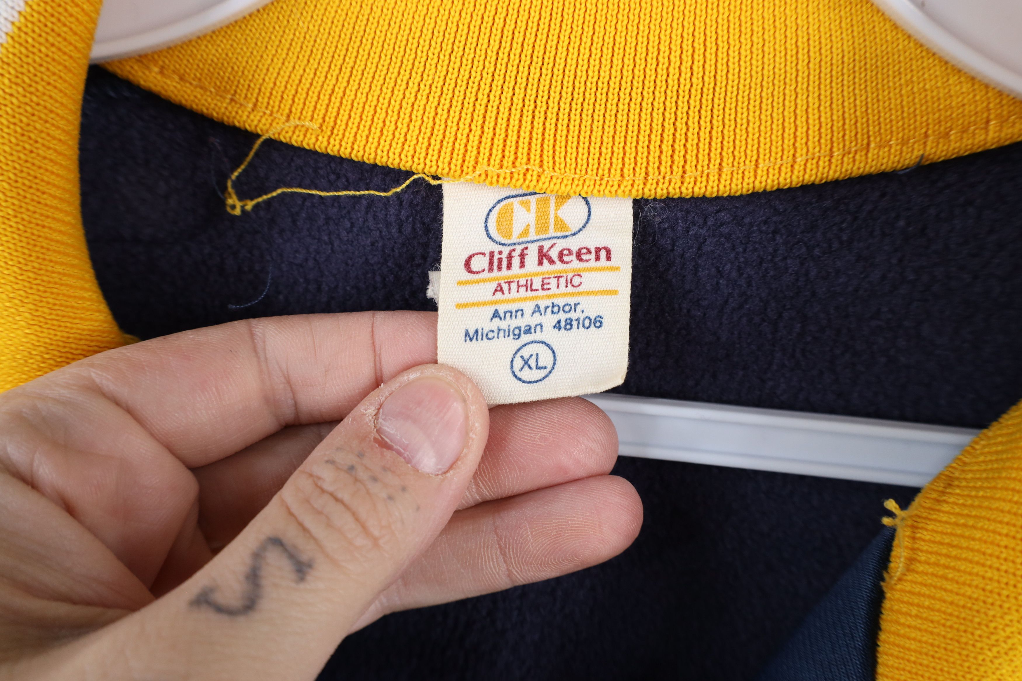 Vintage Vintage 70s Cliff Keen University Michigan Wrestling Jacket Size US XL / EU 56 / 4 - 4 Thumbnail