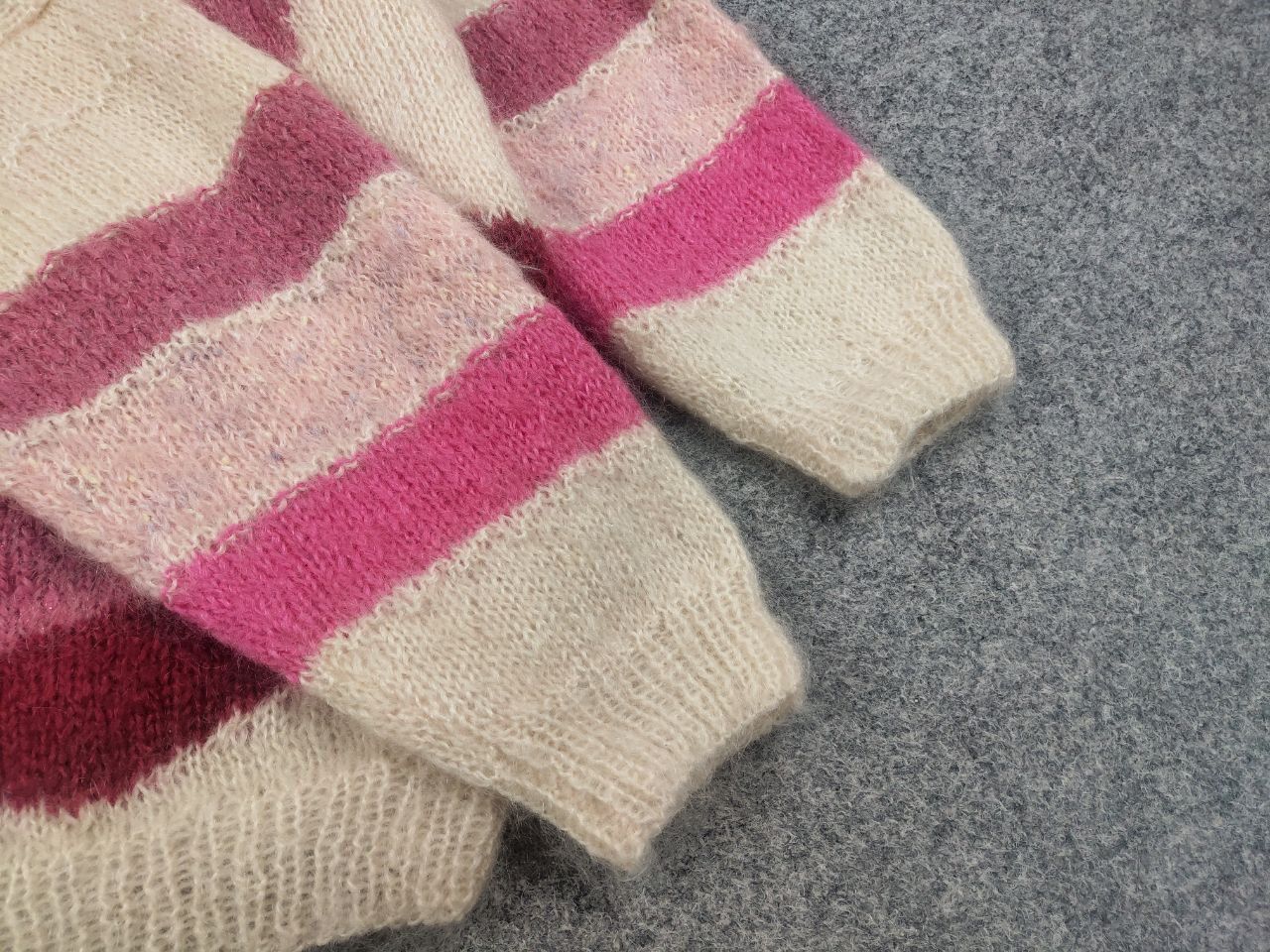 Japanese Brand Vintage 80's Hand knitted Design Mohair Pink Beige Sweater Size XL / US 12-14 / IT 48-50 - 13 Thumbnail
