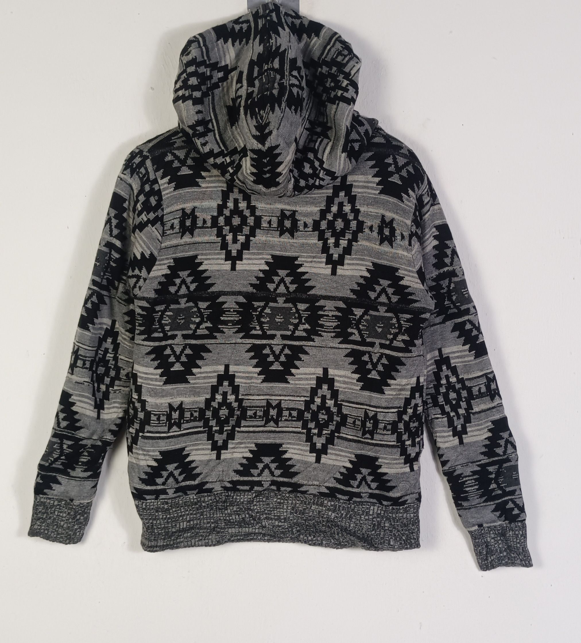 Vintage Beach Sound Surf Puffer Hoodie