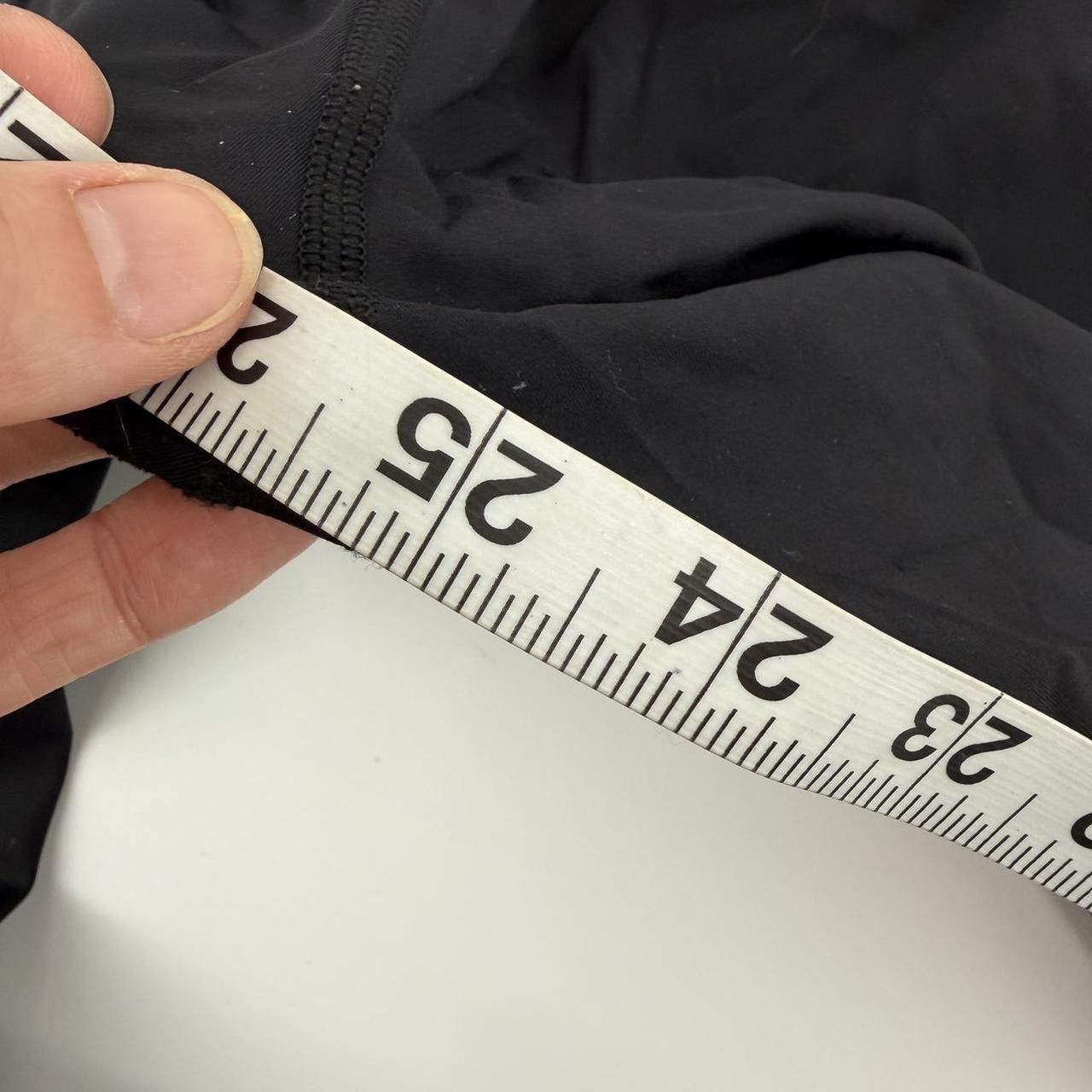 Lululemon Lululemon black high-waisted leggings with pocket size 6 Size 28" / US 6 / IT 42 - 5 Thumbnail