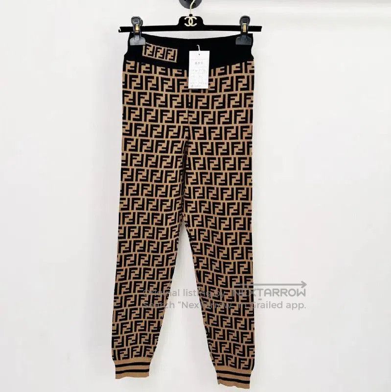 Fendi Fendi Casual Pants in Ginger for Women . Size 23" - 1 Thumbnail