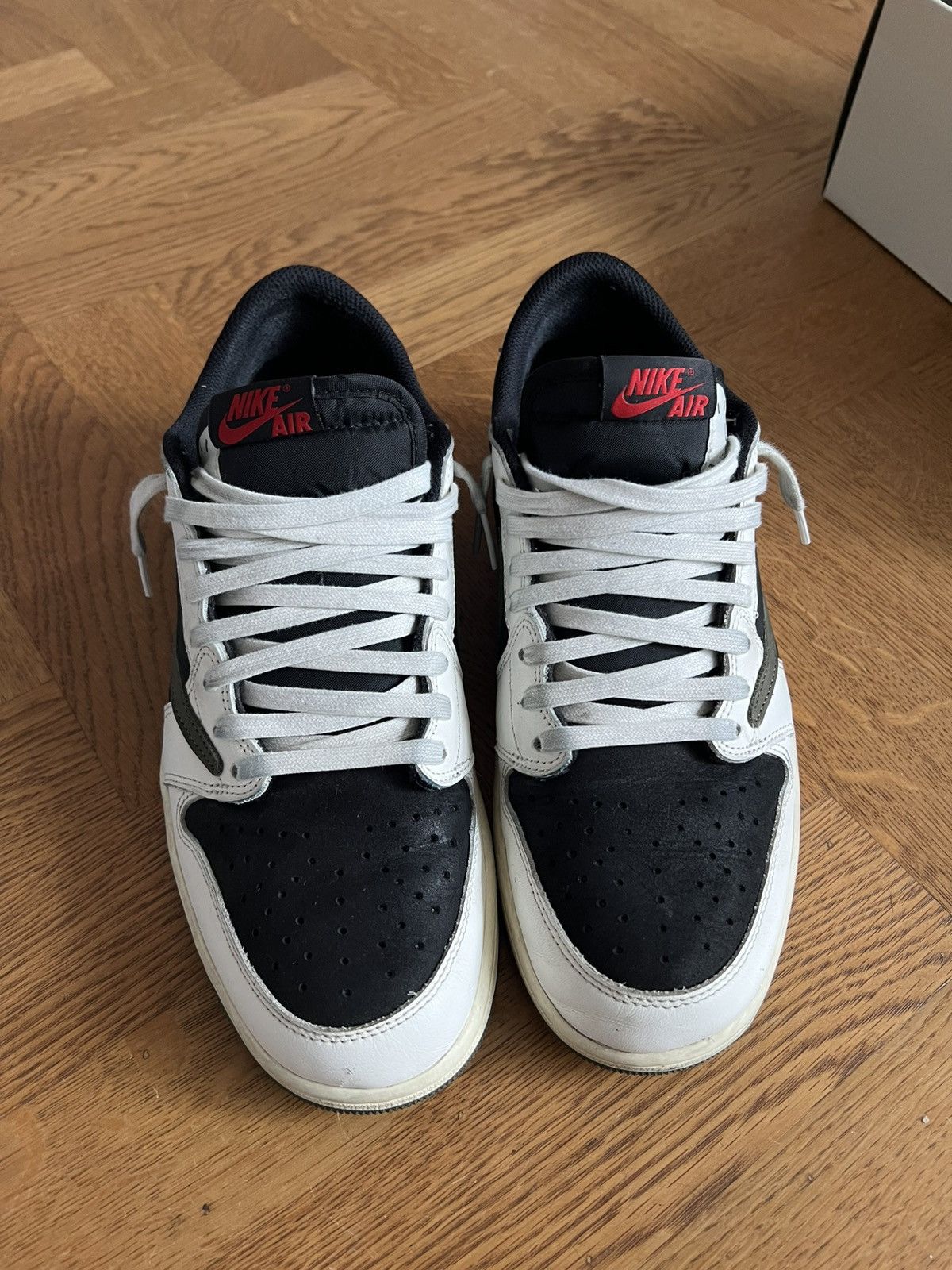 Jordan Brand × Travis Scott Jordan 1 Retro Low OG SP Travis Scott Olive Size US 11.5 / EU 44-45 - 4 Thumbnail