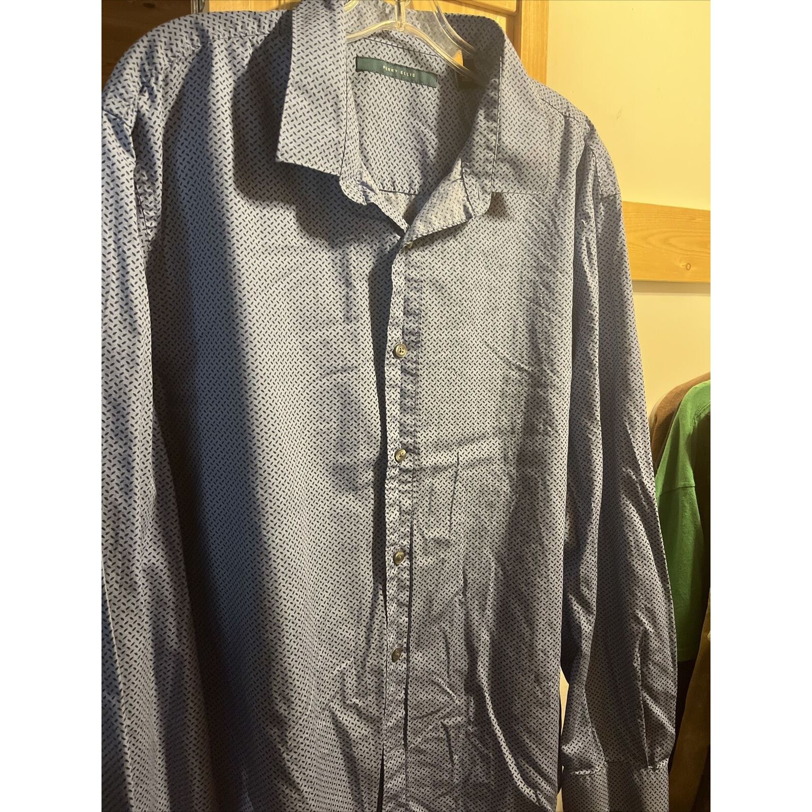 Perry Ellis Perry Ellis Men’s XXL Blue Geometric LS Button Cotton Shirt Size US XXL / EU 58 / 5 - 6 Thumbnail