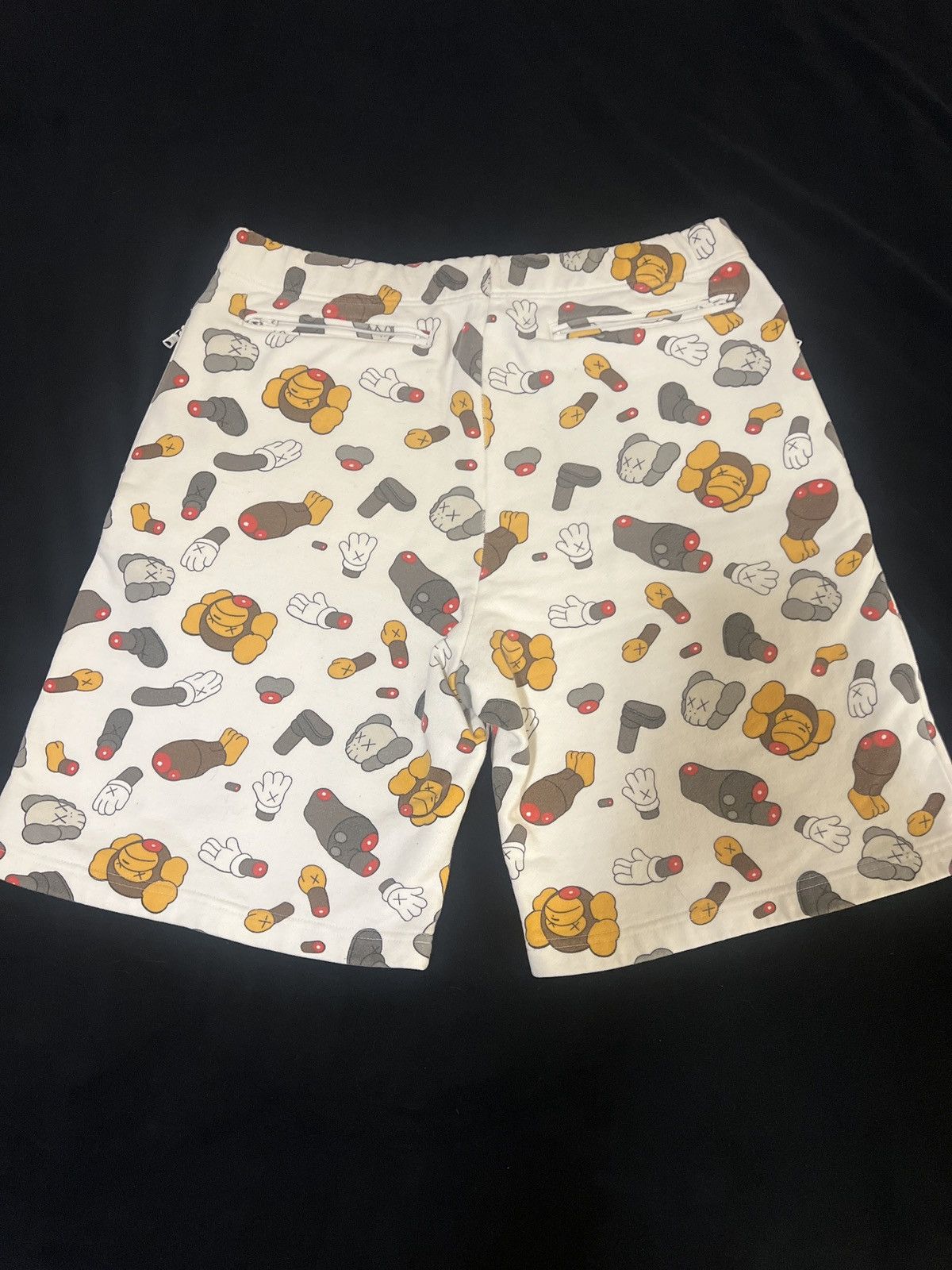 Bape × Kaws 2004 Kaws dissected Shorts Size US 32 / EU 48 - 2 Thumbnail
