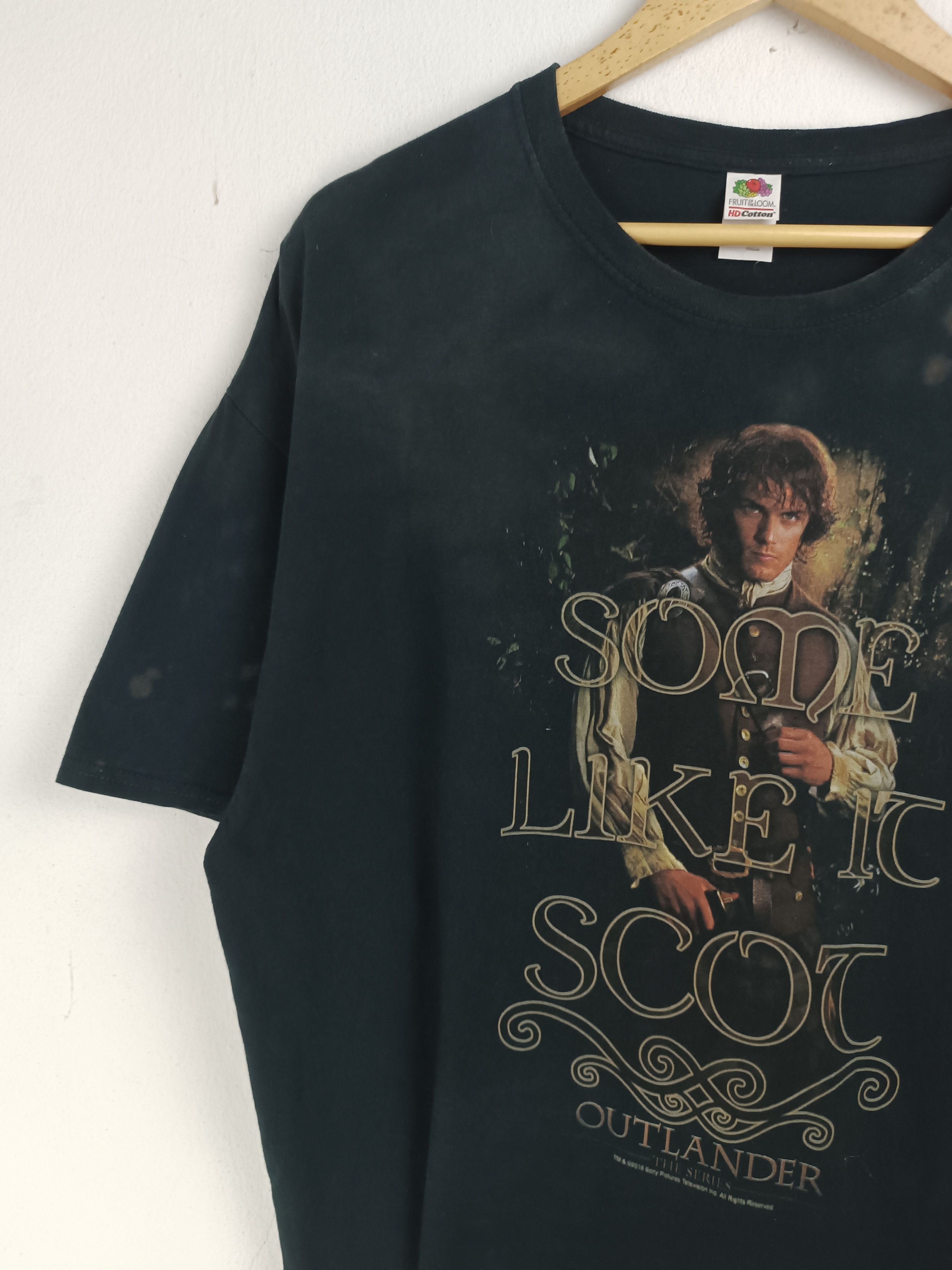 Vintage VINTAGE FADED OUTLANDER THE SERIES TEE CROWN BRIDGERTON Size US XL / EU 56 / 4 - 5 Thumbnail
