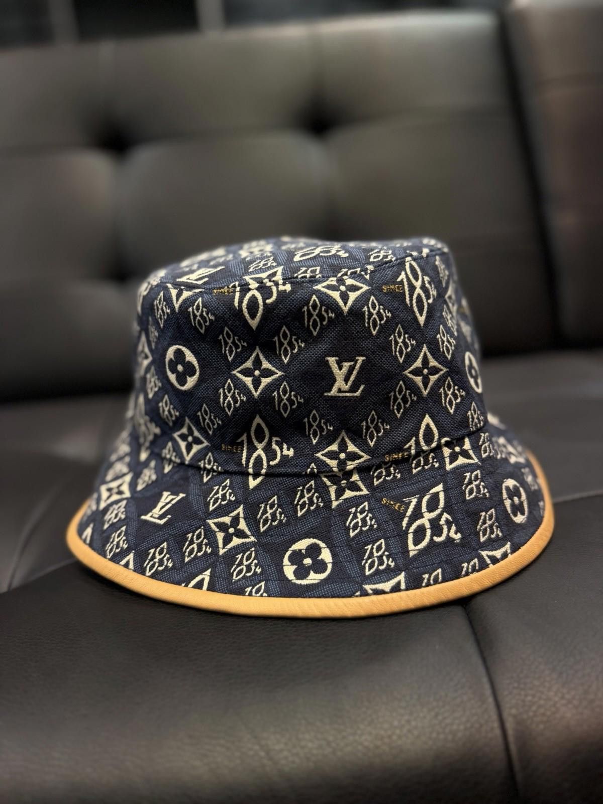 Louis Vuitton Louis Vuitton Monogram Jacquard Shine 1854 Bucket Hat Size ONE SIZE - 2 Thumbnail