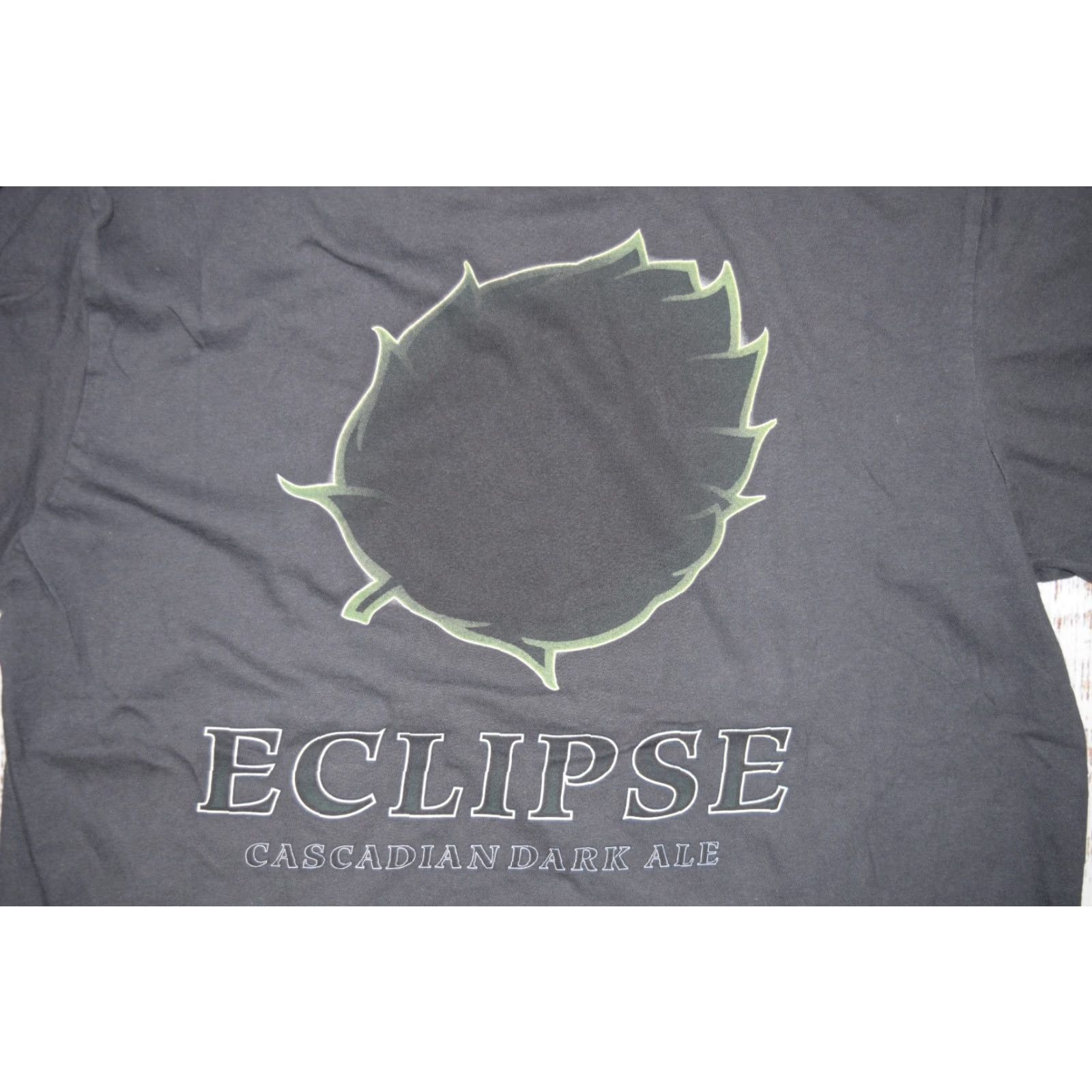 Vintage BEND BREWING COMPANY T-SHIRT BEER LOGO HOPS MEN LARGE GRAY 100% COTTON CREW NECK BEER IPA CASCADIAN DARK ALE BESPOKE FIT Size US L / EU 52-54 / 3 - 5 Thumbnail