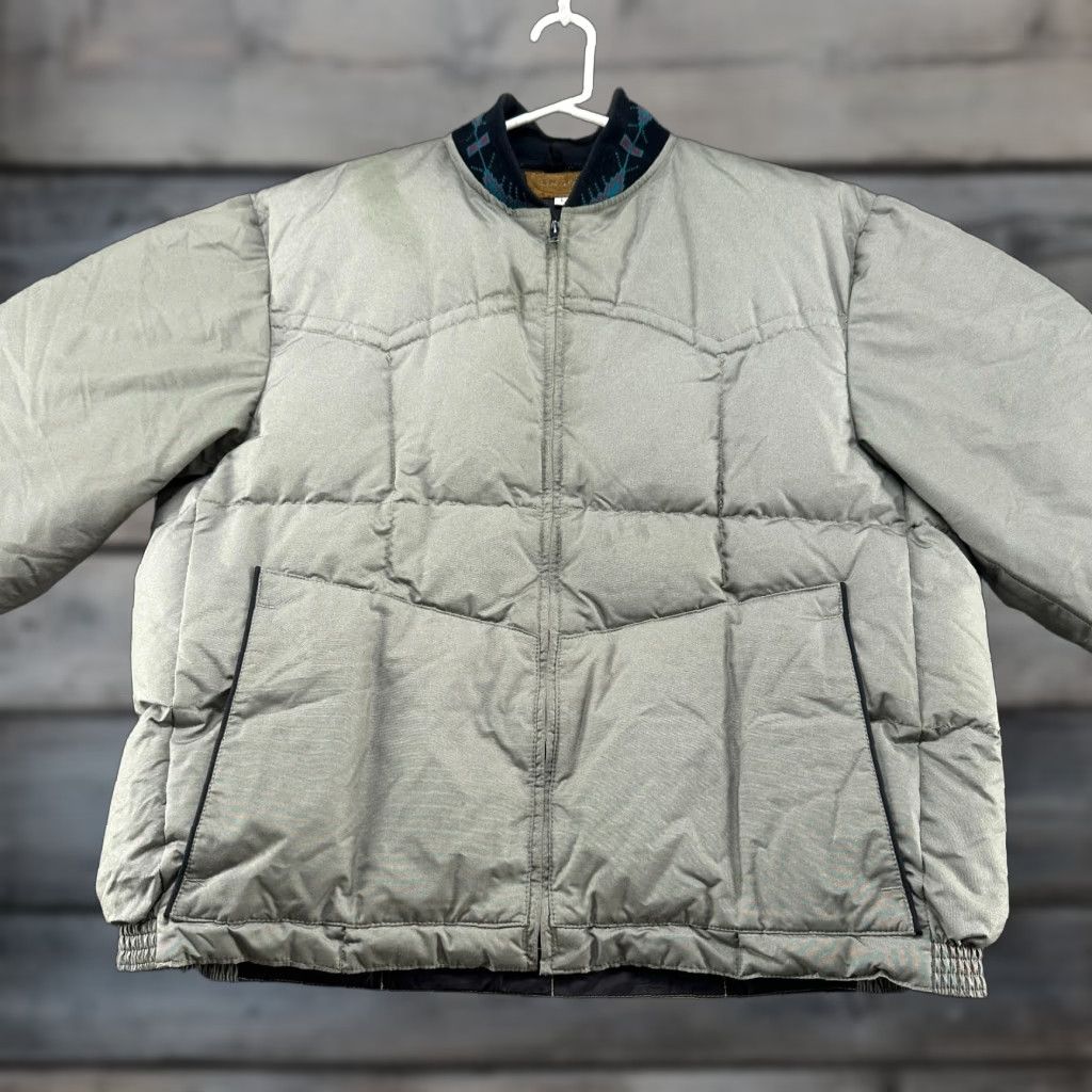 Vintage VINTAGE Comfy Jacket Mens L Grey Bomber Puffer Quilted Down Aztec Western 90s Size US L / EU 52-54 / 3 - 1 Thumbnail