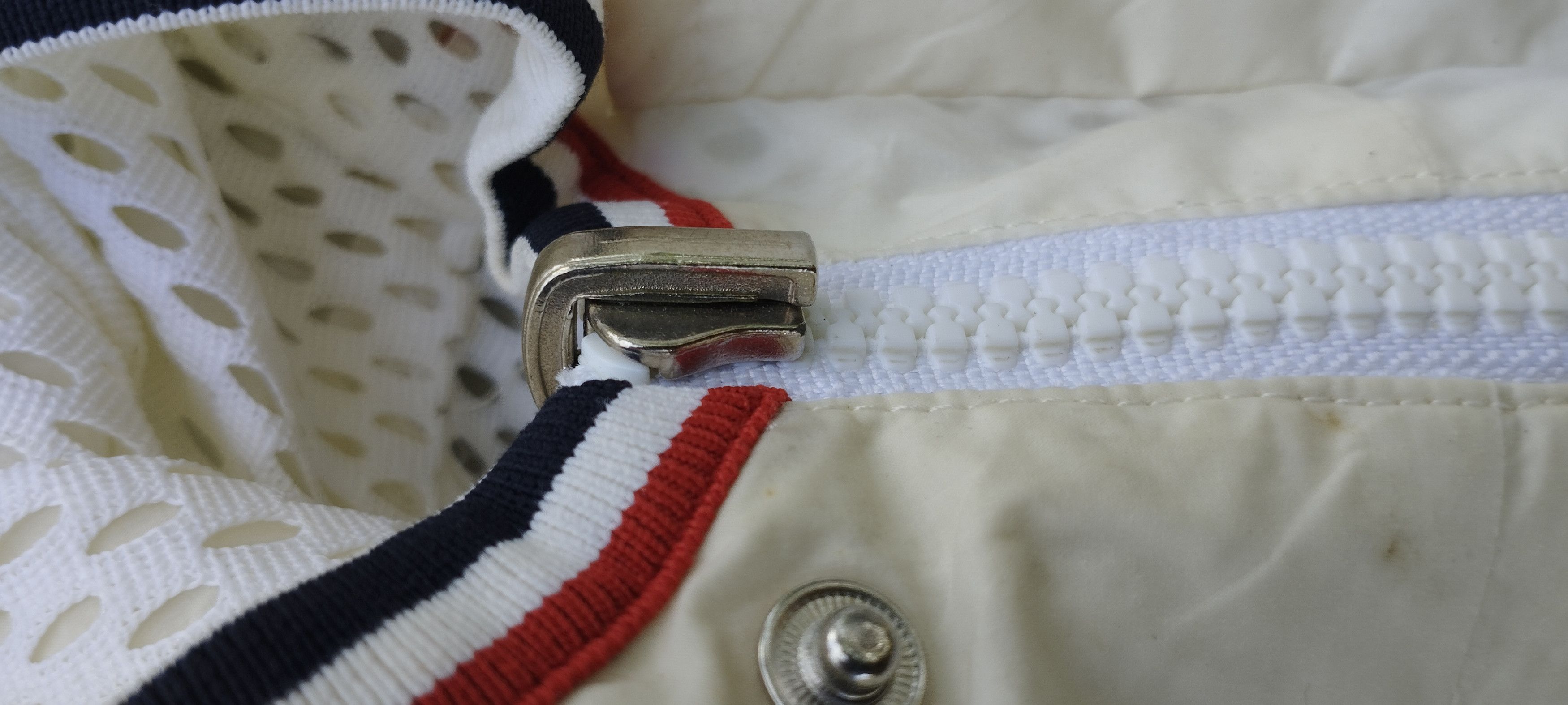 Moncler MONCLER GAMME BLEU Size M / US 6-8 / IT 42-44 - 12 Thumbnail