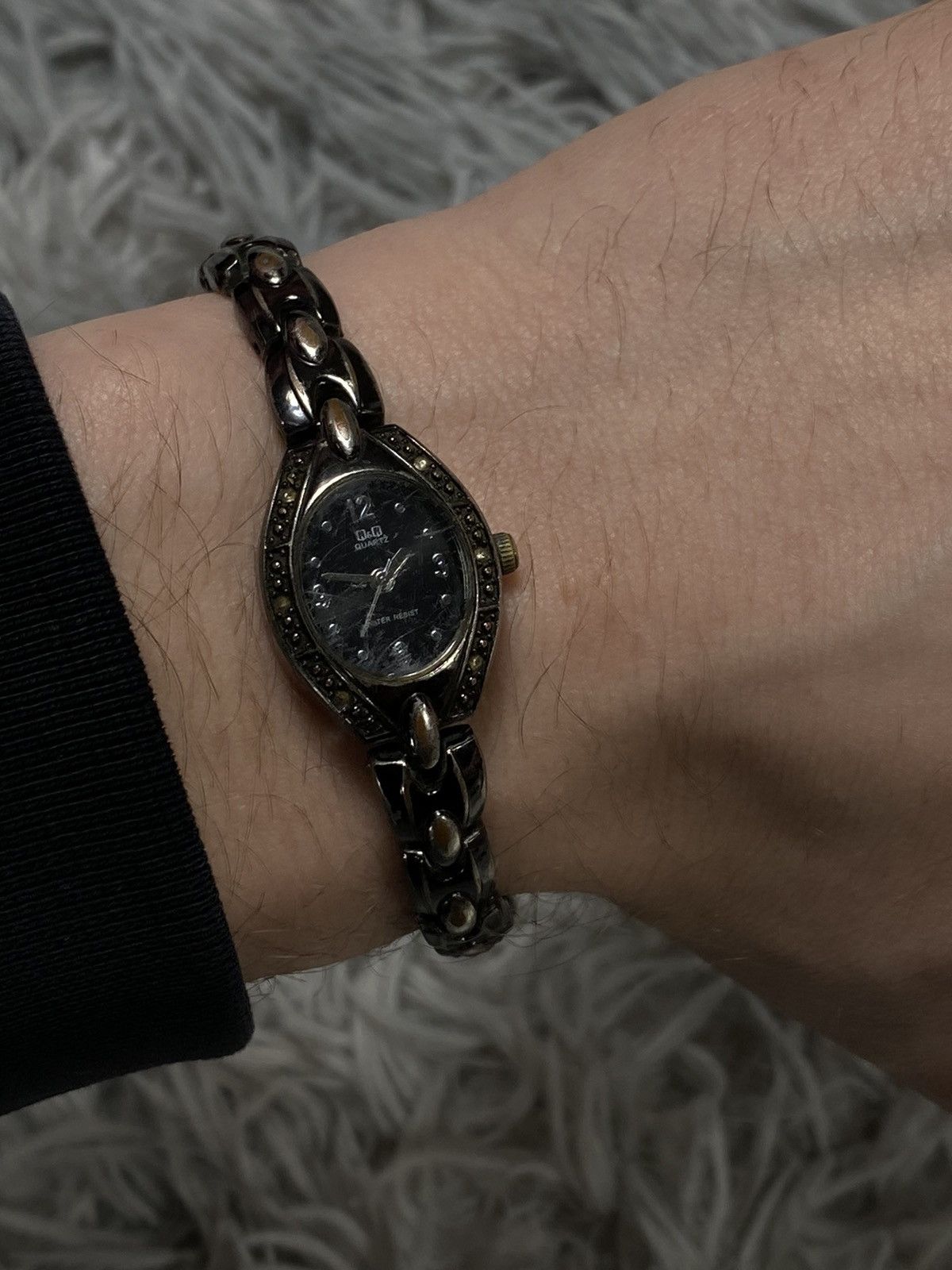 Hysteric Glamour Q&Q Black Bracelet Watch - Japanese Brand Size ONE SIZE - 9 Thumbnail