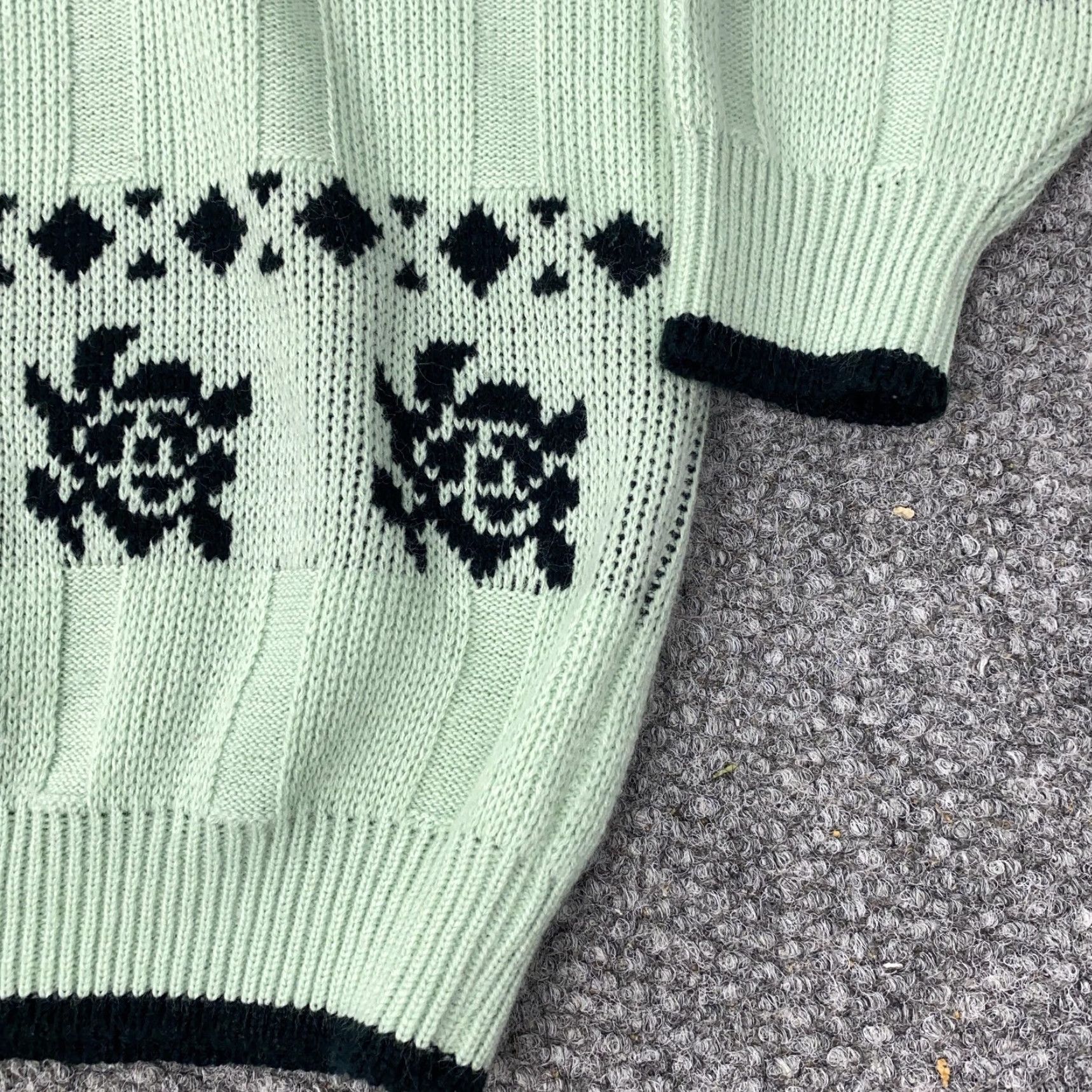 Vintage VINTAGE Apostrophe Sweater Womens Small Green Turtleneck Floral Knit Pullover 90s Size S / US 4 / IT 40 - 4 Thumbnail