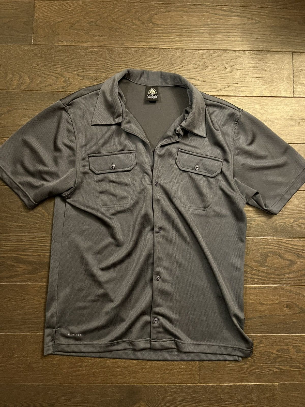 Nike × Nike ACG × Vintage Vintage Y2K Nike ACG Button Up Shirt Size US M / EU 48-50 / 2 - 2 Thumbnail