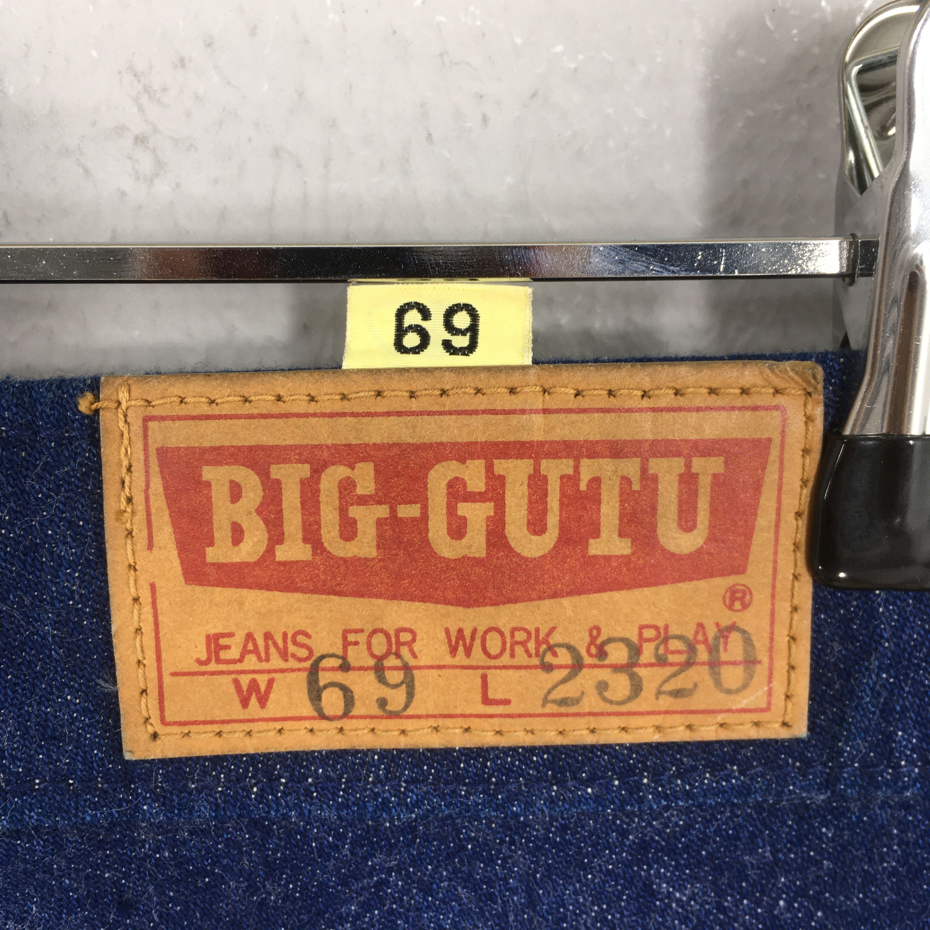 Size 26x29.5 Vintage Big Gutu Blue Flared Bootcut Jeans
