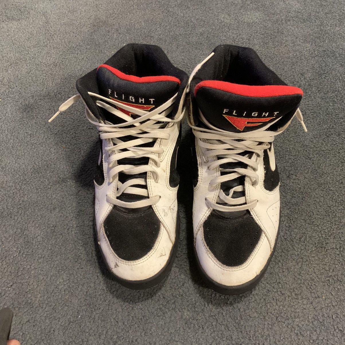 Nike VINTAGE 1993 NIKE FLIGHT SNEAKERS Size US 13 / EU 46 - 1 Thumbnail