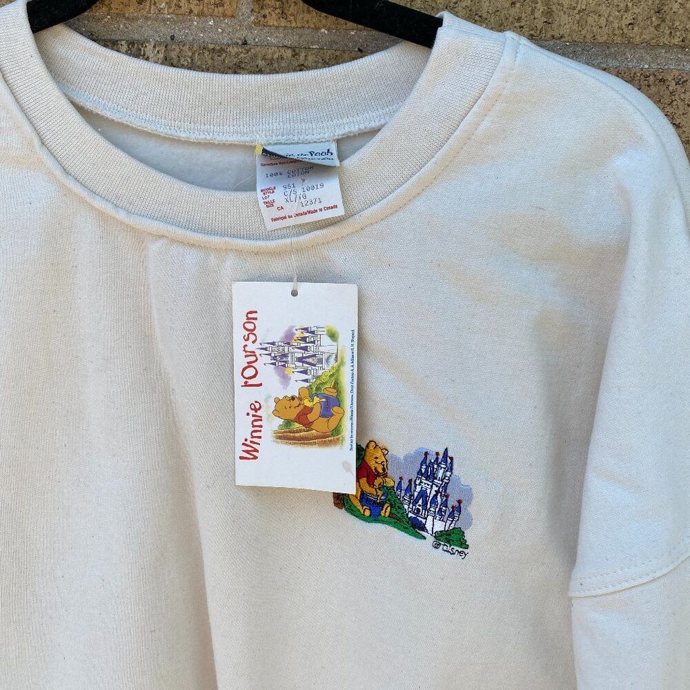 Disney BNWT Vintage 1991 Disney Winnie The Pooh Embroidered Crewne Size US XL / EU 56 / 4 - 1 Thumbnail