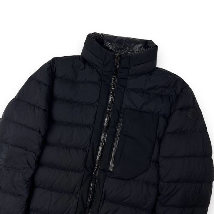 Moncler hot sale arbas jacket