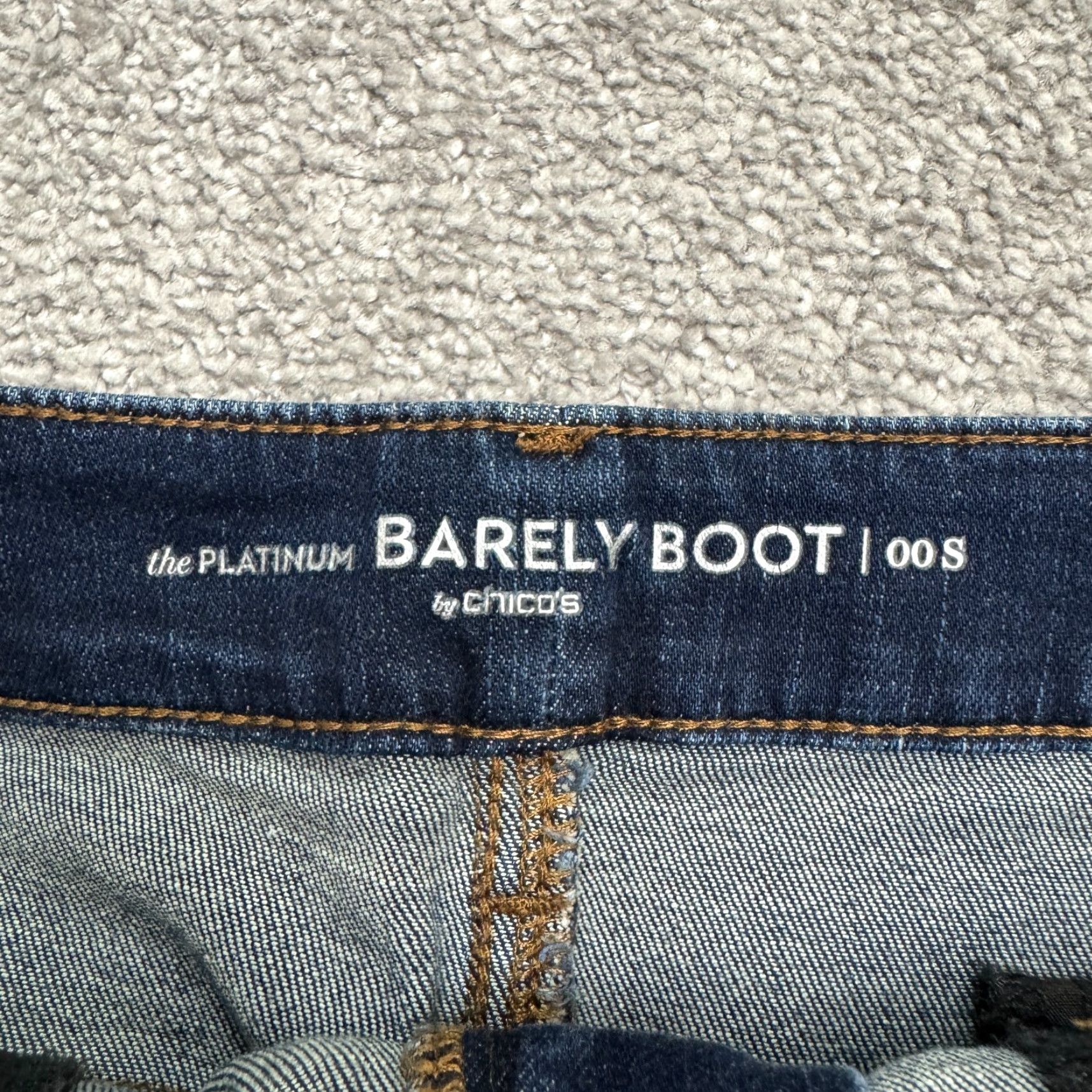 Vintage Chico's The Platinum Barely Boot Capri Crop Denim Jeans Womens 00S Blue Slim Modern Casual City Streetwear * Size 27" / US 4 / IT 40 - 6 Thumbnail