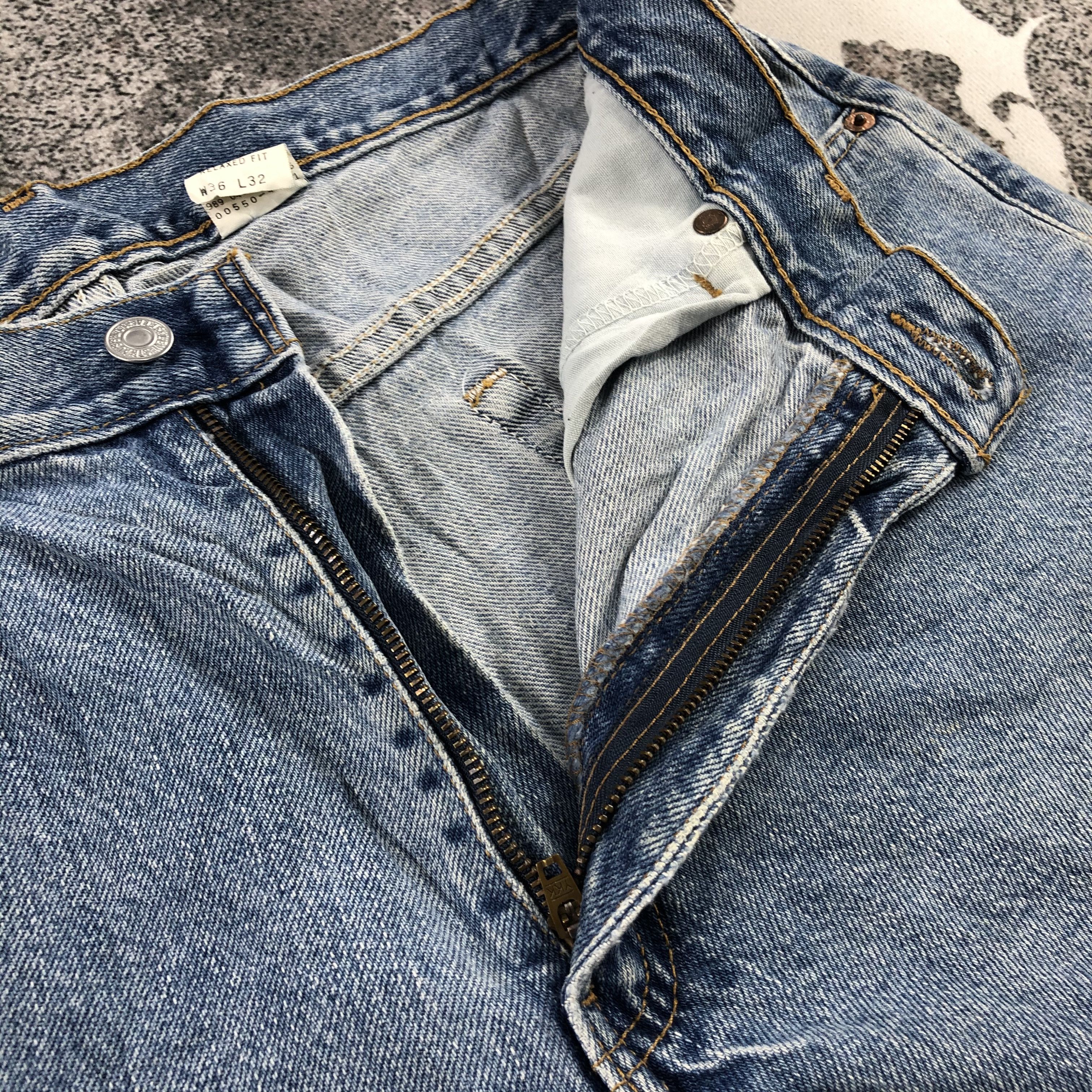Levi's Vintage Levi's 550 Jeans Faded Blue Denim KJ1030 Size US 35 - 9 Thumbnail