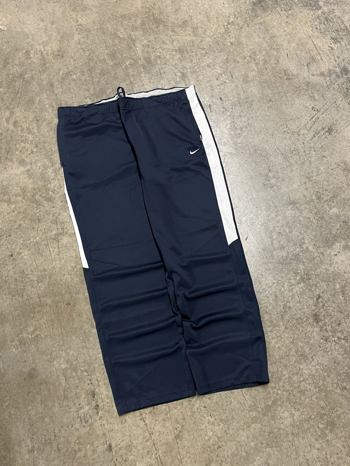 Nike × Vintage Nike baggy fit sweatpants wide leg athletic streetwear cozy Size US 38 / EU 54 - 3 Thumbnail