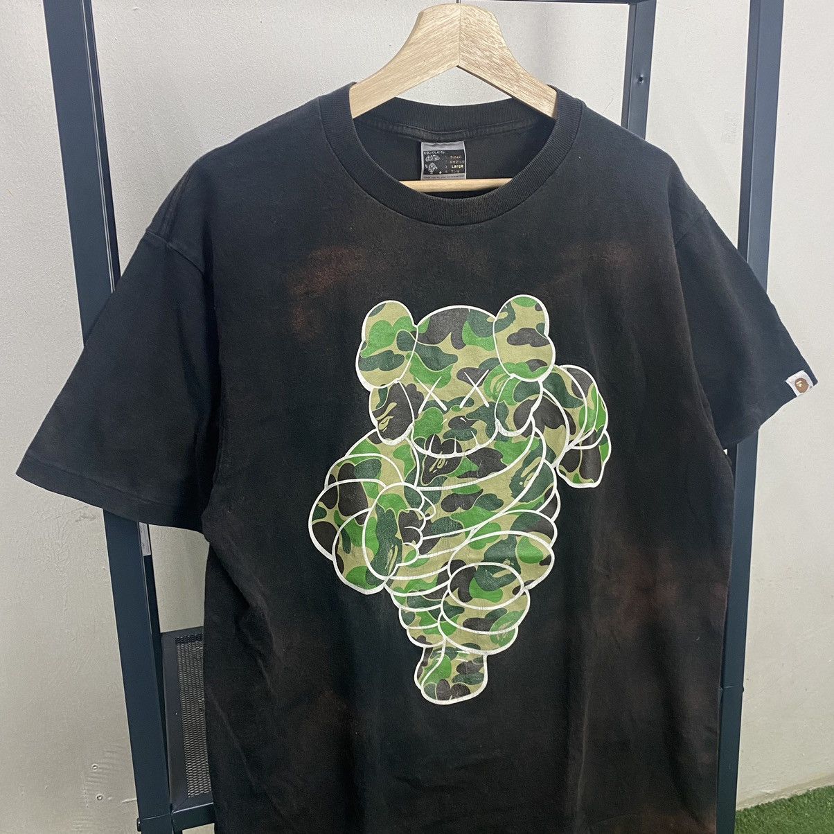 Bape × Kaws Bape x Kaws Chum Tee Size US L / EU 52-54 / 3 - 3 Thumbnail