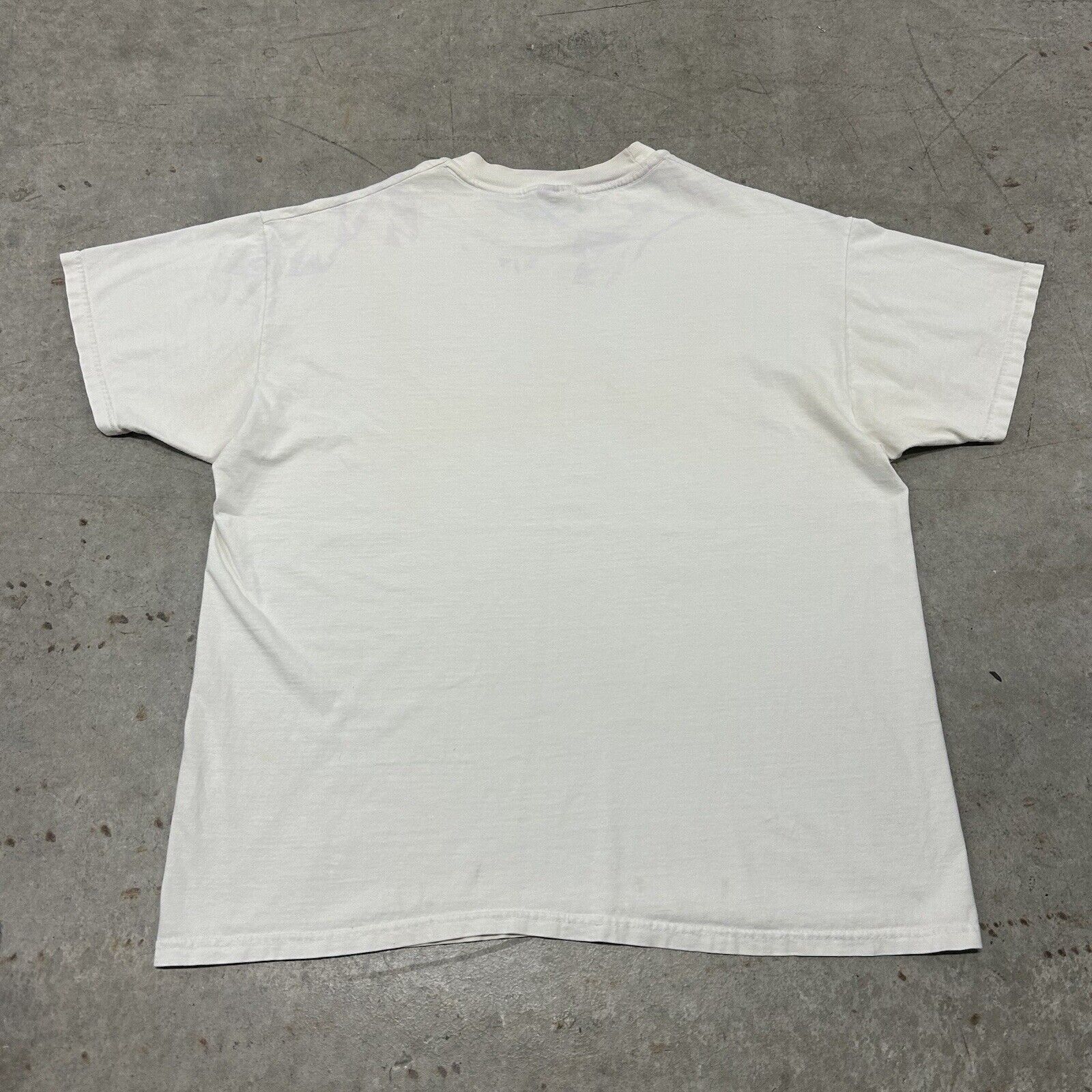 Vintage Vintage 90s AIDS Travels Safe Sex RARE Obscure White T-shirt Size US XL / EU 56 / 4 - 8 Thumbnail