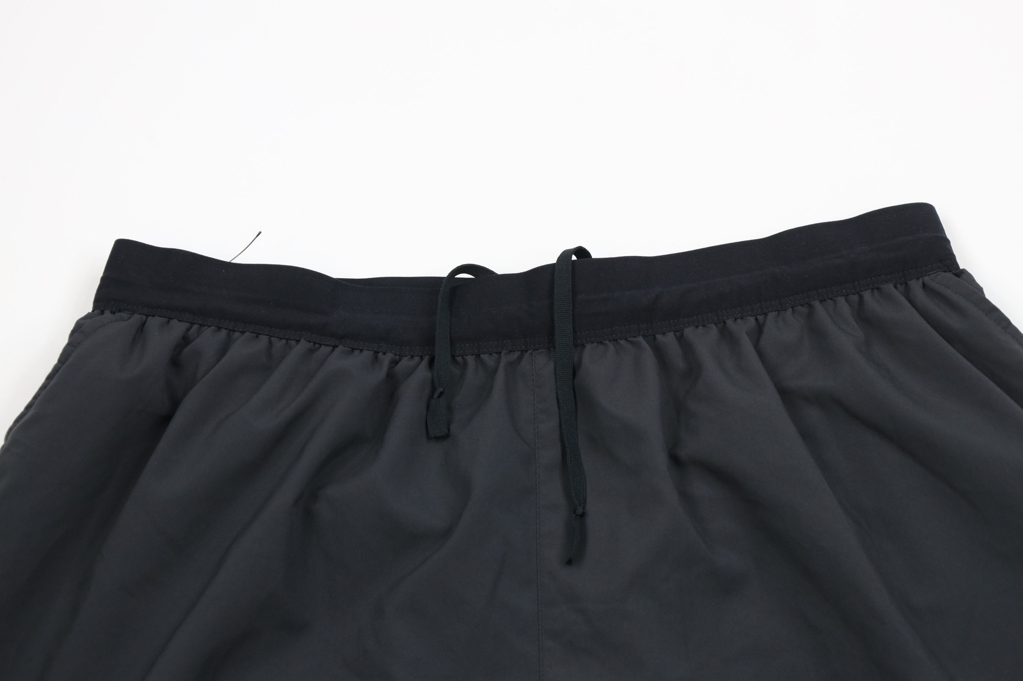 Nike × Vintage Nike Reflective Lined Running Jogging Gym Shorts Black Size US 36 / EU 52 - 2 Thumbnail