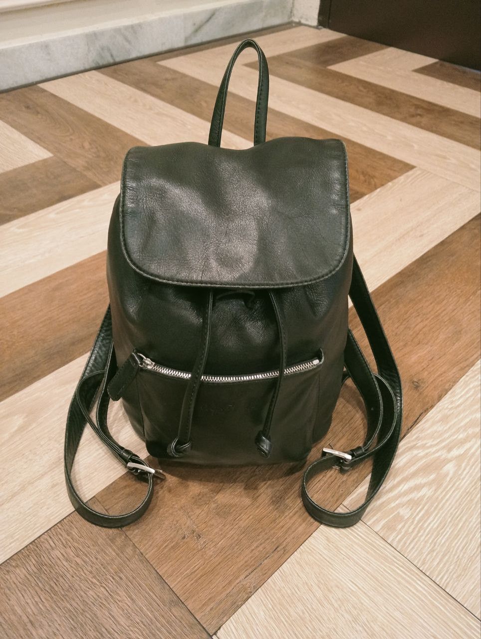 agnes b. AGNES B. LEATHER BACKPACK - BLACK Size ONE SIZE - 4 Thumbnail