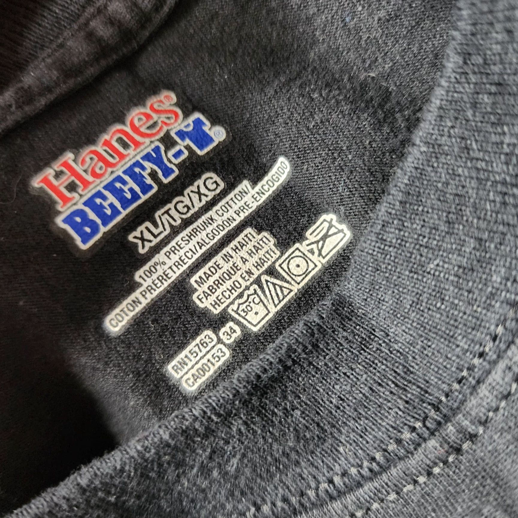 Hanes Garth Brooks World Tour 2014 Concert T Shirt Mens XL Black Hanes Short Sleeve Double-Sided Distressed Logo Graphic Print Band Music Shirt Size US XL / EU 56 / 4 - 5 Thumbnail