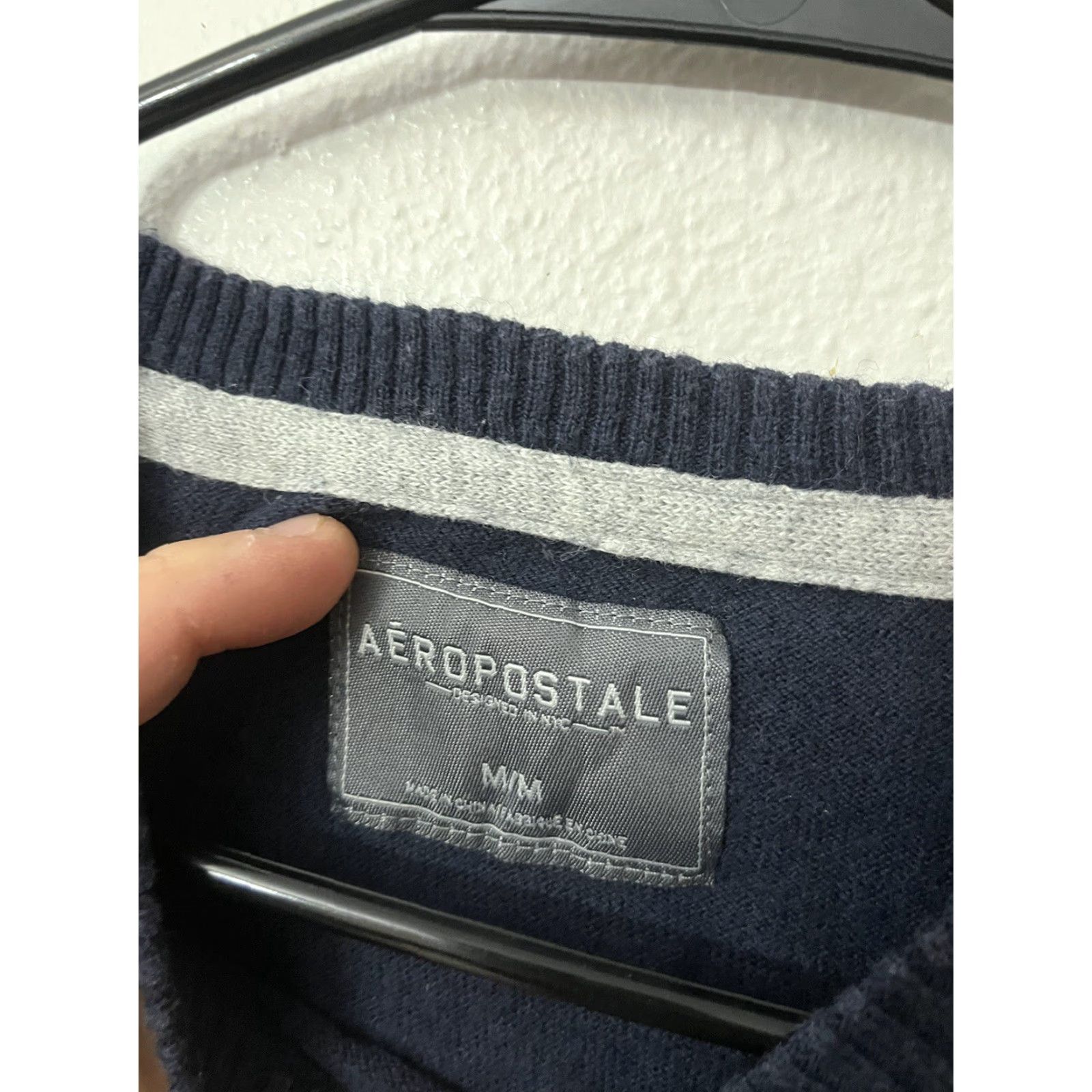 Vintage Aéropostale Sweater Mens Medium Long Sleeve Crew Neck Knit Navy Blue Pullover Regular Mens Size US M / EU 48-50 / 2 - 3 Thumbnail