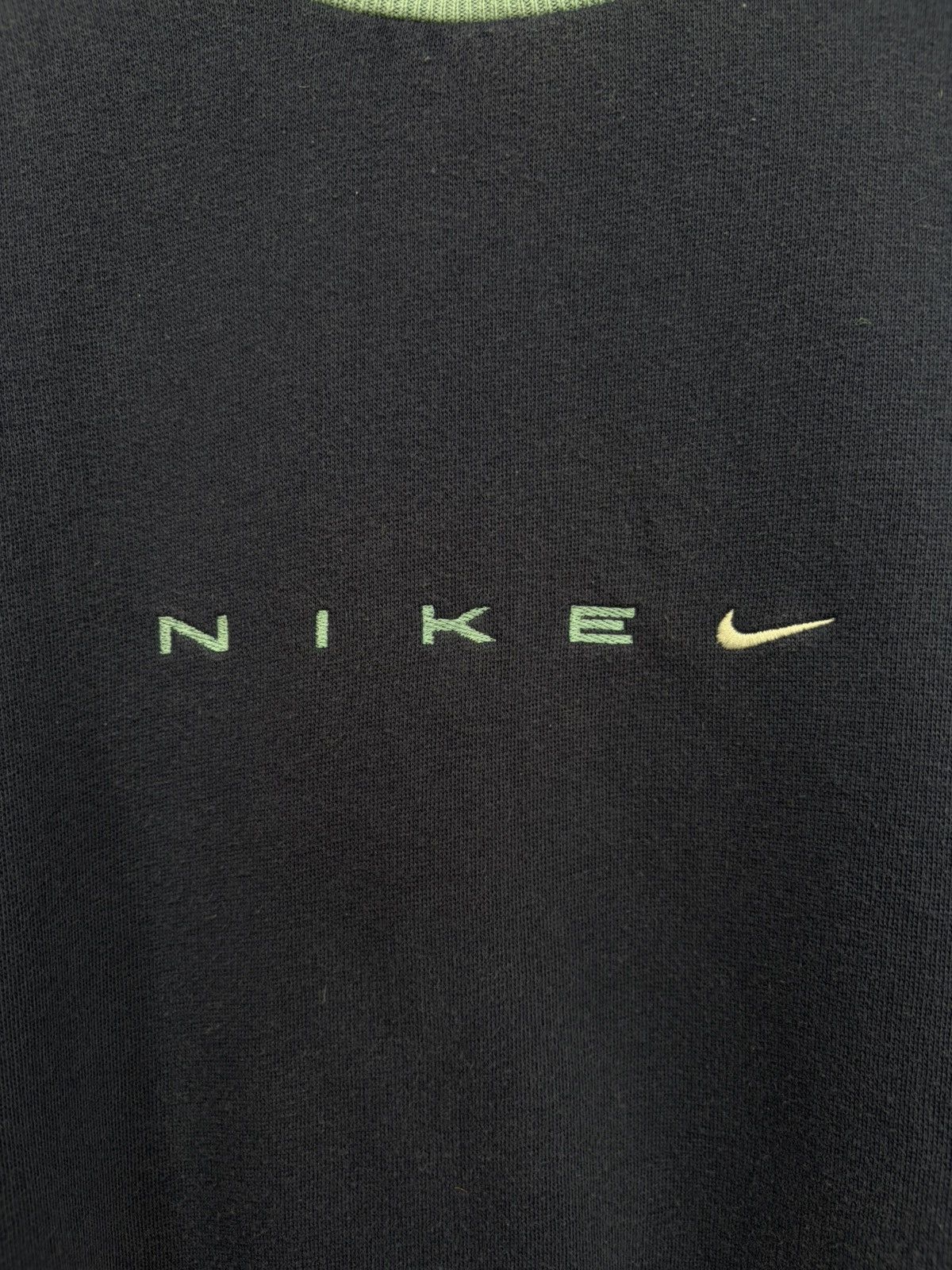 Nike Vintage y2k Nike Sweatshirt Centre Embroidered Swoosh Logo Size US M / EU 48-50 / 2 - 11 Thumbnail