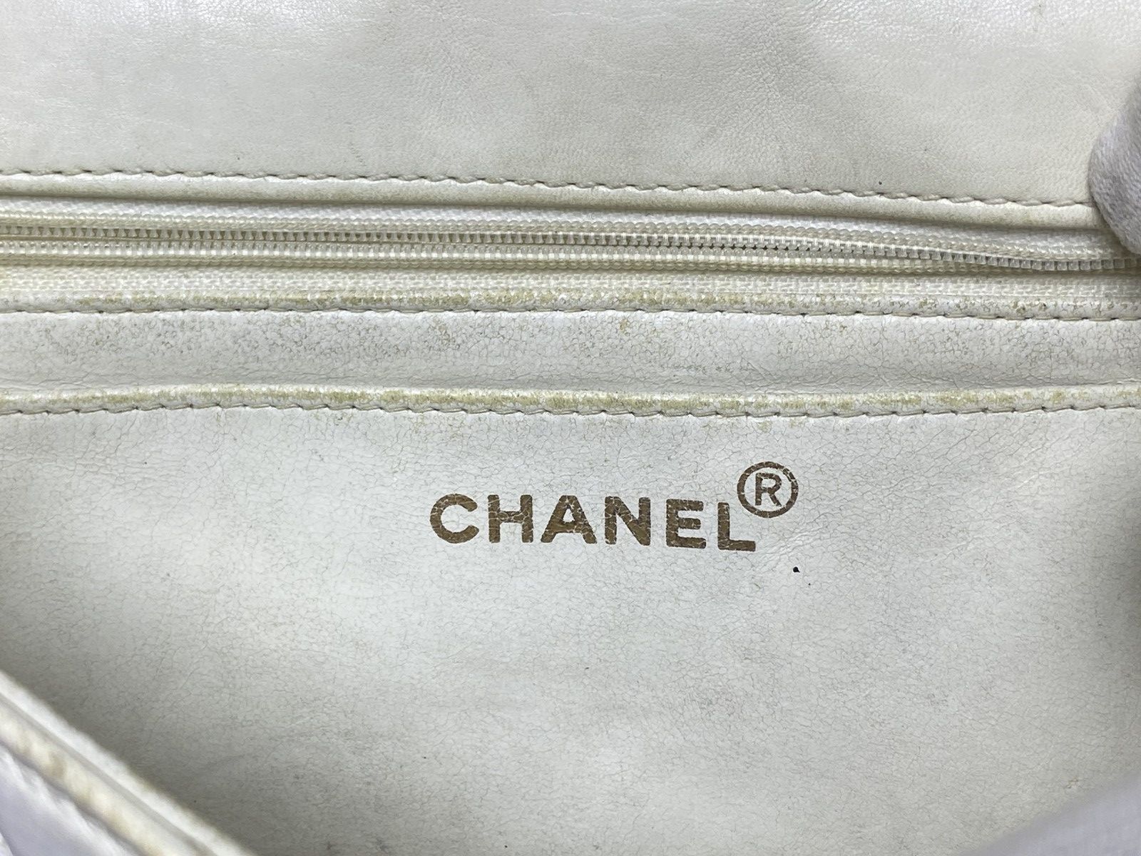 Chanel Chanel Matelasse Turn Lock Shoulder Bag Size ONE SIZE - 4 Thumbnail