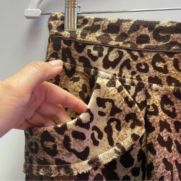 Other Leopard Print Faux Fur Mini Skirt - 28-29" Waist, Medium Size 30" / US 8 / IT 44 - 4 Thumbnail