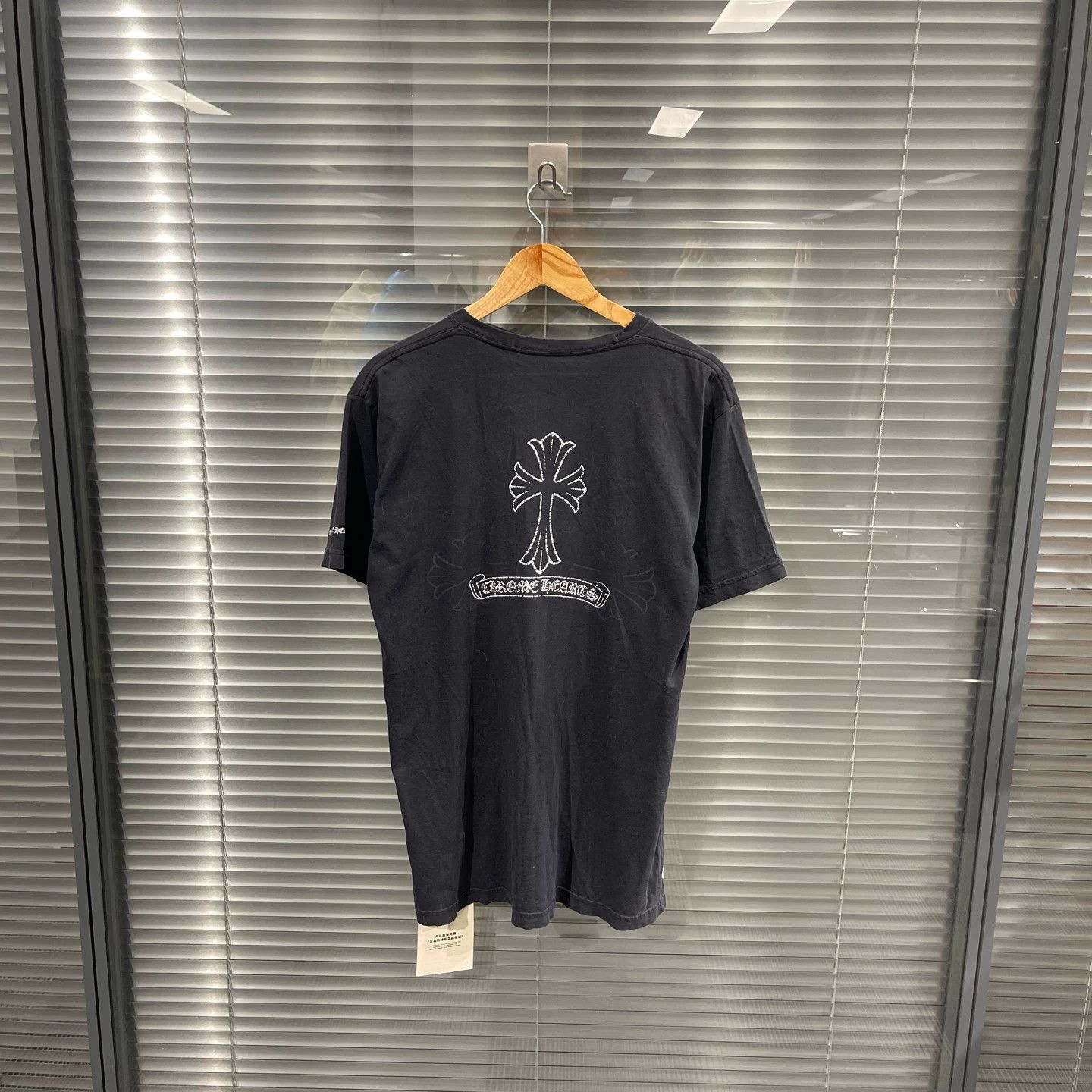 Chrome Hearts Chrome Hearts Scroll Phantom Cross SS Tee L 9/10 Size US L / EU 52-54 / 3 - 1 Thumbnail