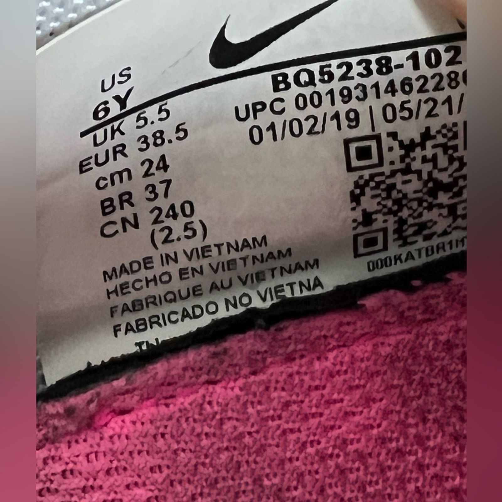 Nike Nike Air Vapormax Flyknit 3 Running Size Womens 7.5 (6Y) Size US 7.5 / IT 37.5 - 10 Thumbnail