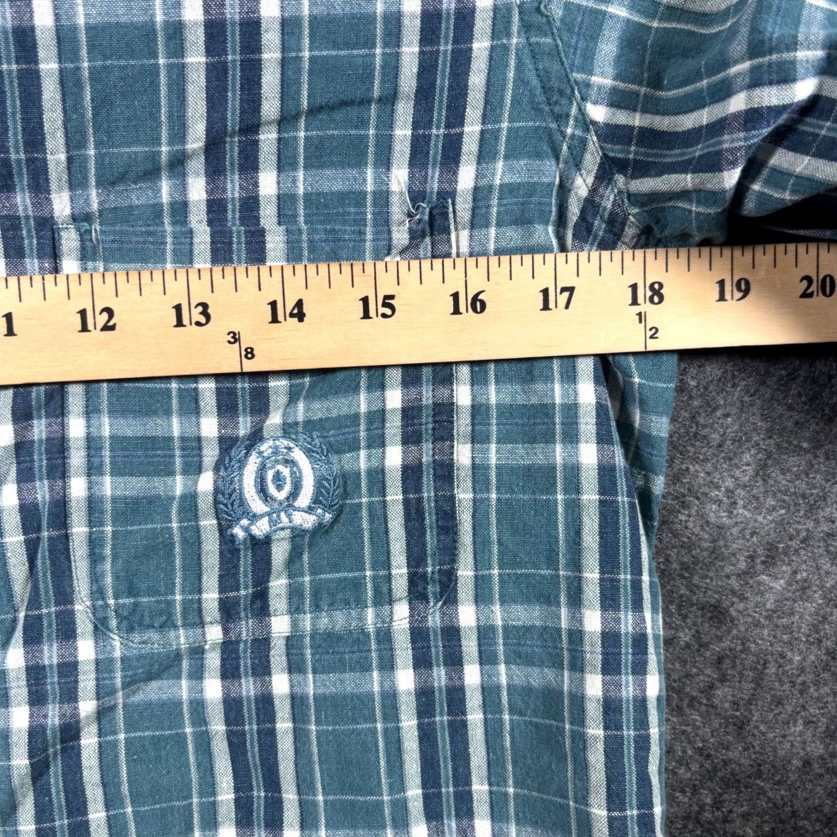 Vintage Mountain Trails Button-Down Shirt Women's M Blue Plaid Preppy Office Career Shirt Size S / US 4 / IT 40 - 2 Thumbnail