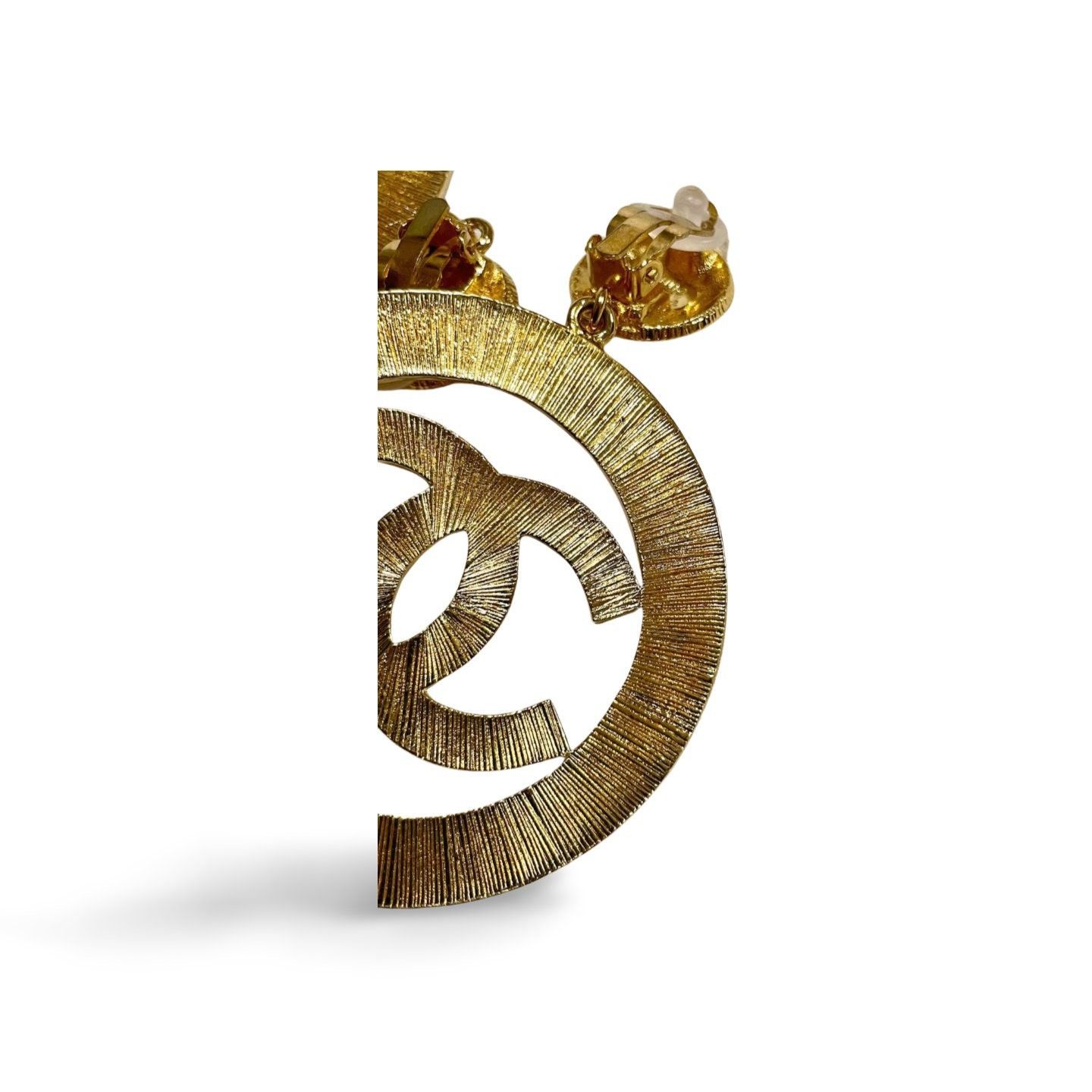 Chanel Vintage CHANEL extra large round hoop earrings with CC mark Size ONE SIZE - 5 Thumbnail