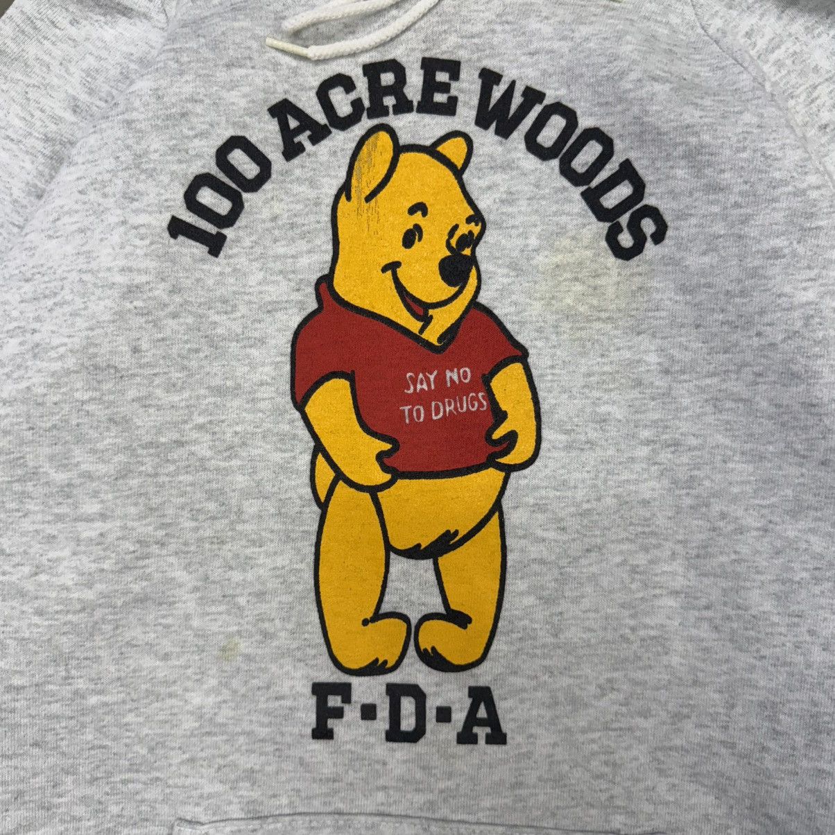 Disney × Fruit Of The Loom × Vintage Vintage 90’s Winnie The Pooh FDA Say No/Yes To Drugs Size US L / EU 52-54 / 3 - 3 Thumbnail