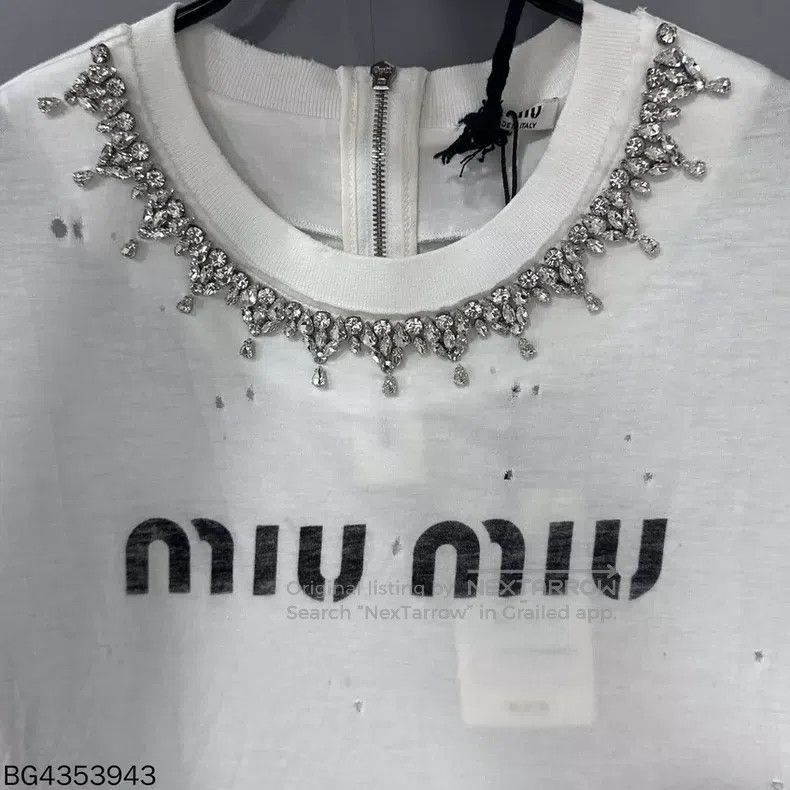 Miu Miu Miu Miu Size M Neck rhinestone logo to make old short sleev Size M / US 6-8 / IT 42-44 - 4 Thumbnail