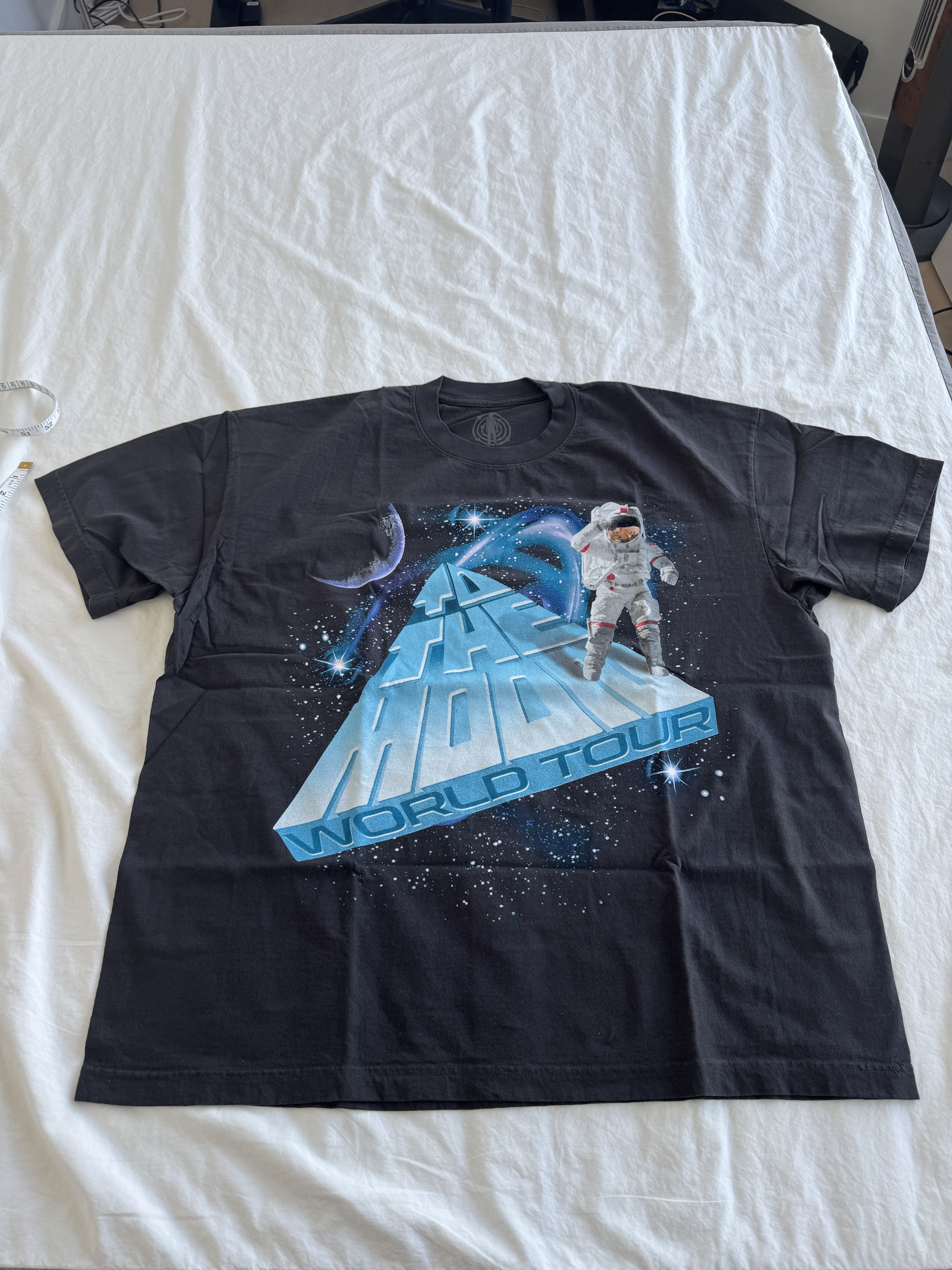 Band Tees Kid Cudi Man on the Moon 3 Tour Merch Tee Size US L / EU 52-54 / 3 - 1 Thumbnail