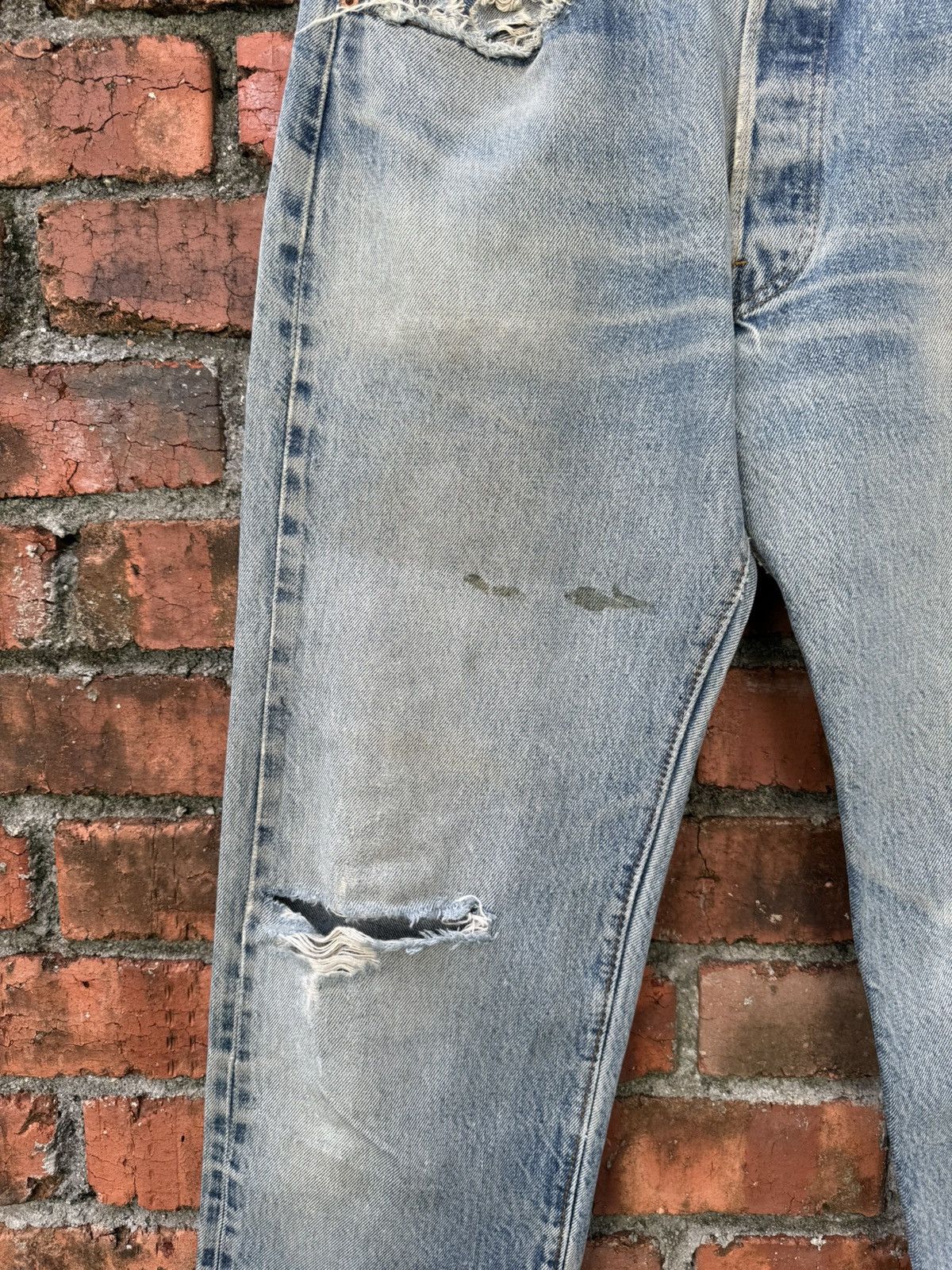 Levi's Vintage Clothing W31x32 Vintage levi’s 501 redline 80s distressed selvedge Size US 31 - 5 Thumbnail