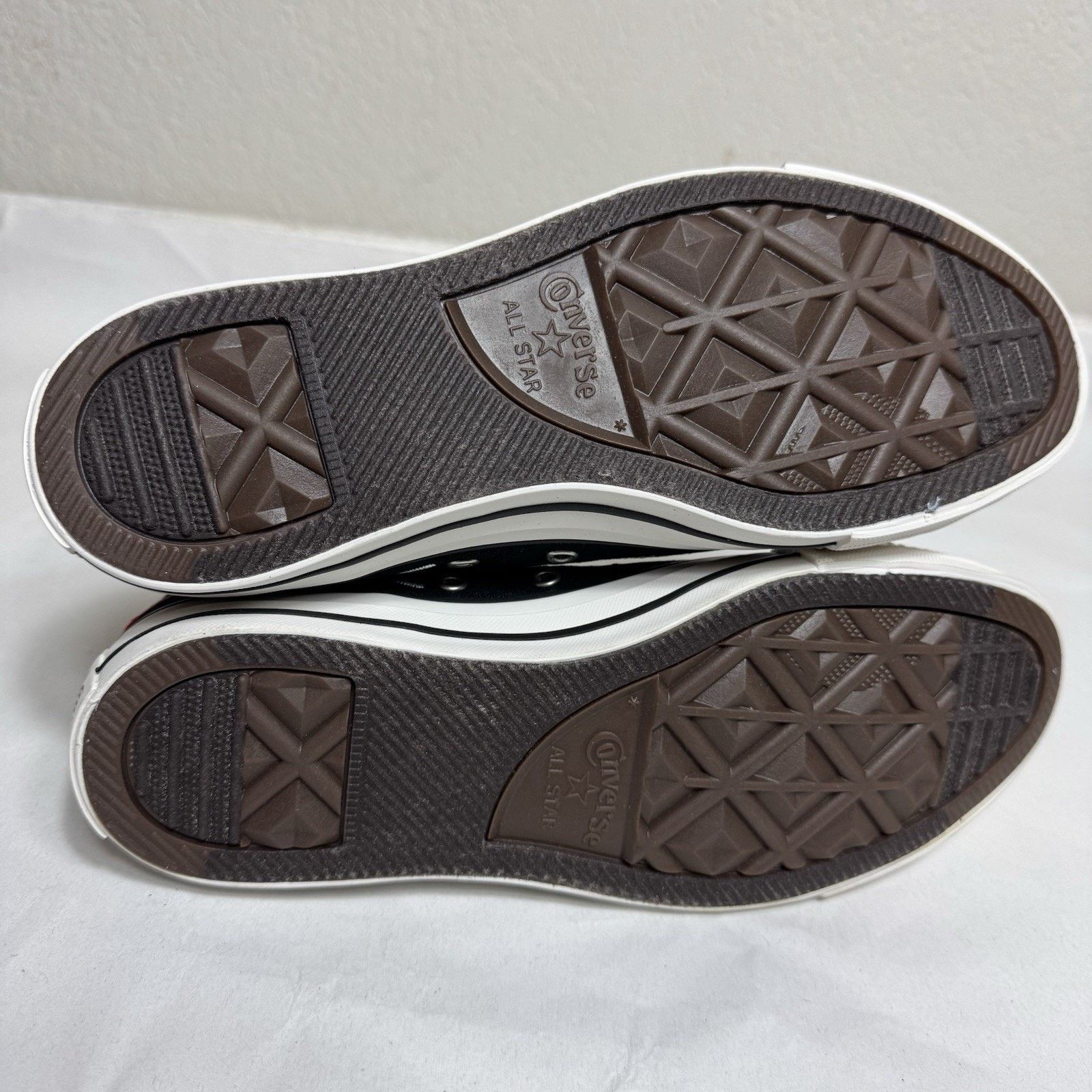 Converse Converse Chuck Taylor ‘Made with Love’ High Top Sneakers 7 Size US 7 / IT 37 - 3 Thumbnail