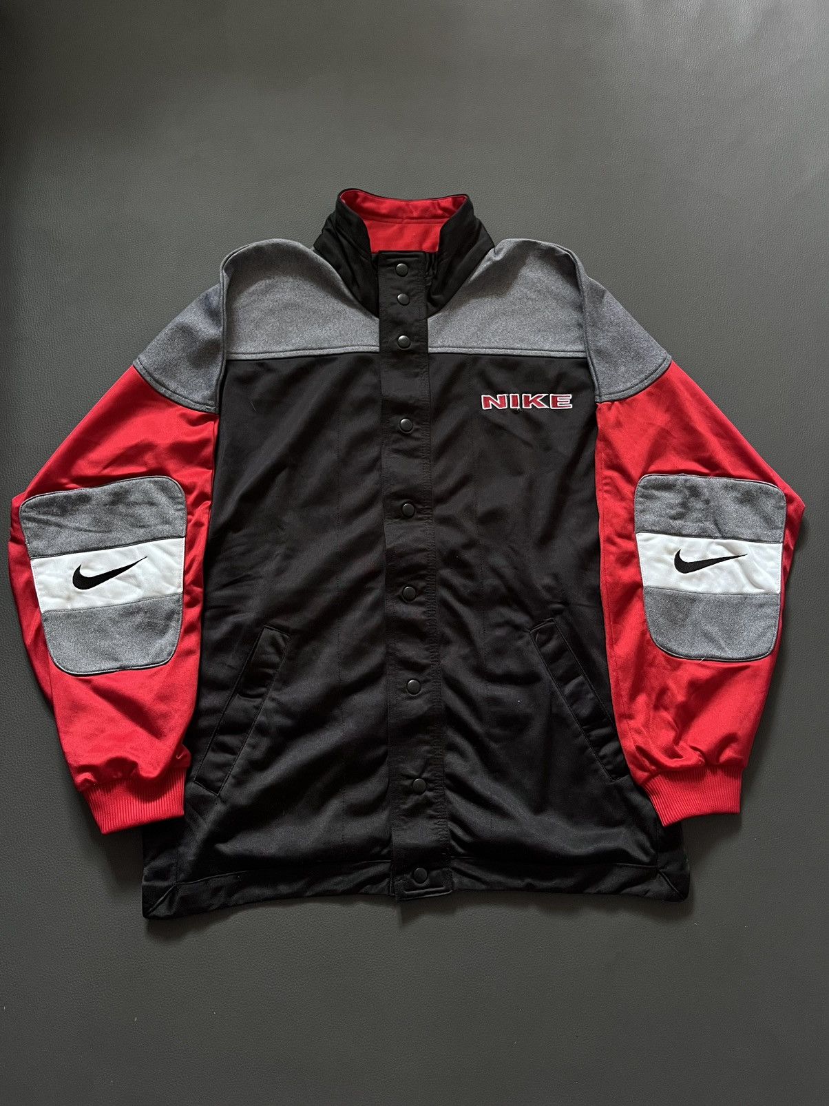 Nike × Vintage VINTAGE NIKE BIG LOGO SWEATSHIRT Size US L / EU 52-54 / 3 - 1 Thumbnail