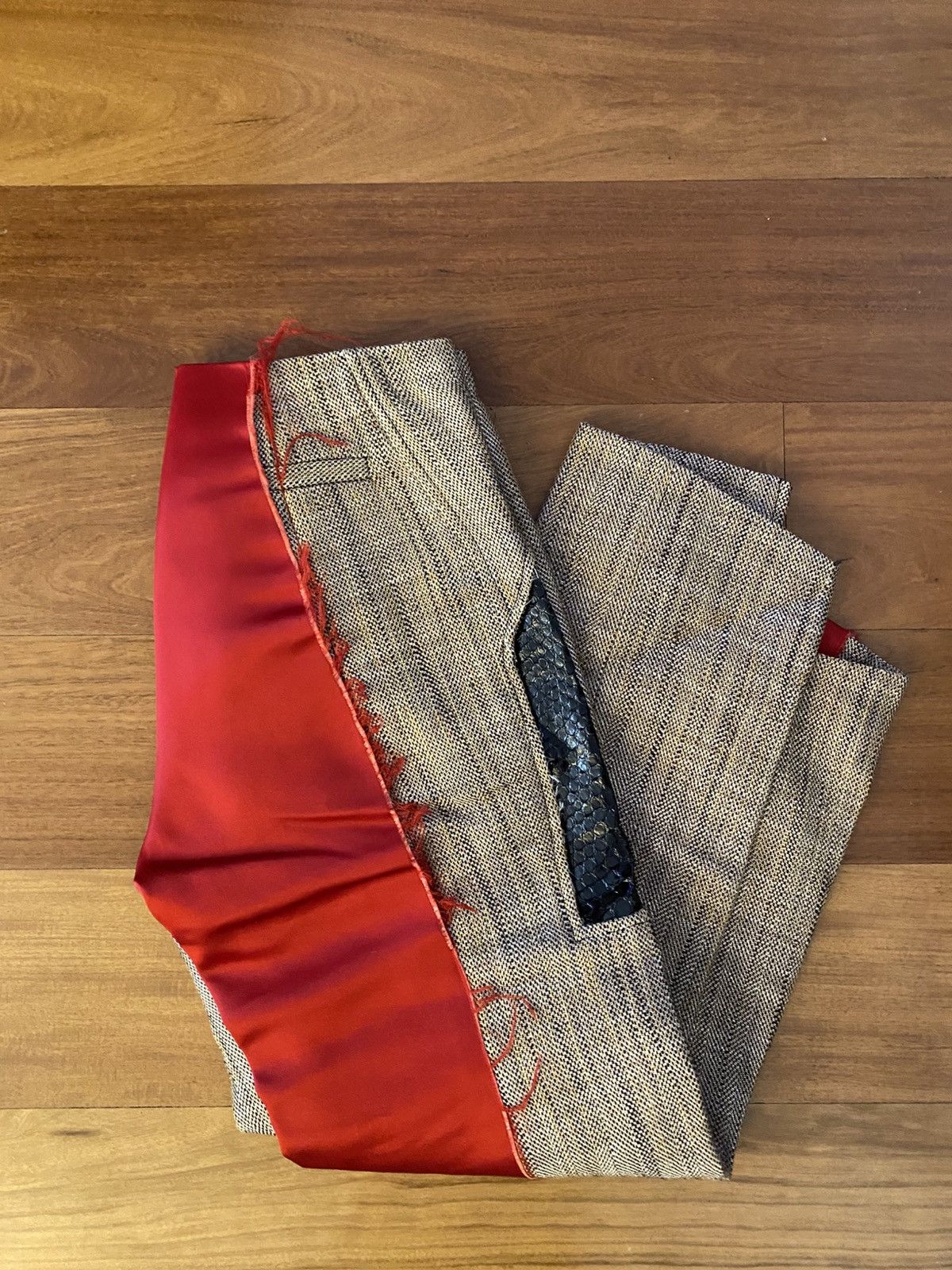 Acne Studios Pantalon Acne Studio beige et rouge Size 26" / US 2 / IT 38 - 5 Thumbnail