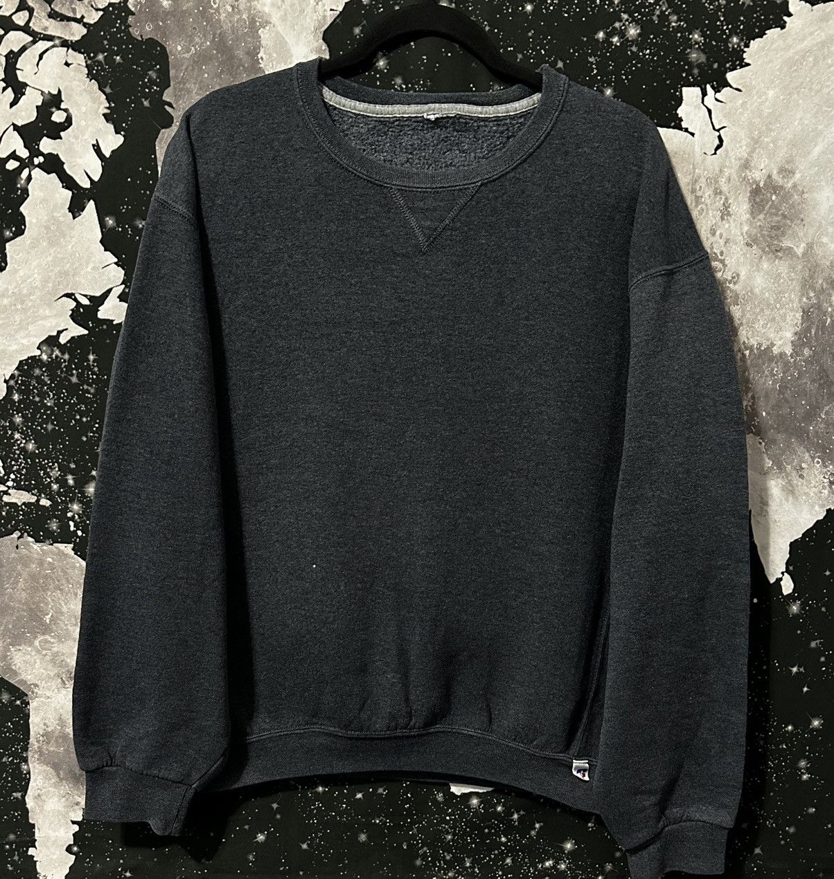 Russell Athletic Russell Athletic Grey V-Stitch Sweatshirt Size US XL / EU 56 / 4 - 1 Thumbnail